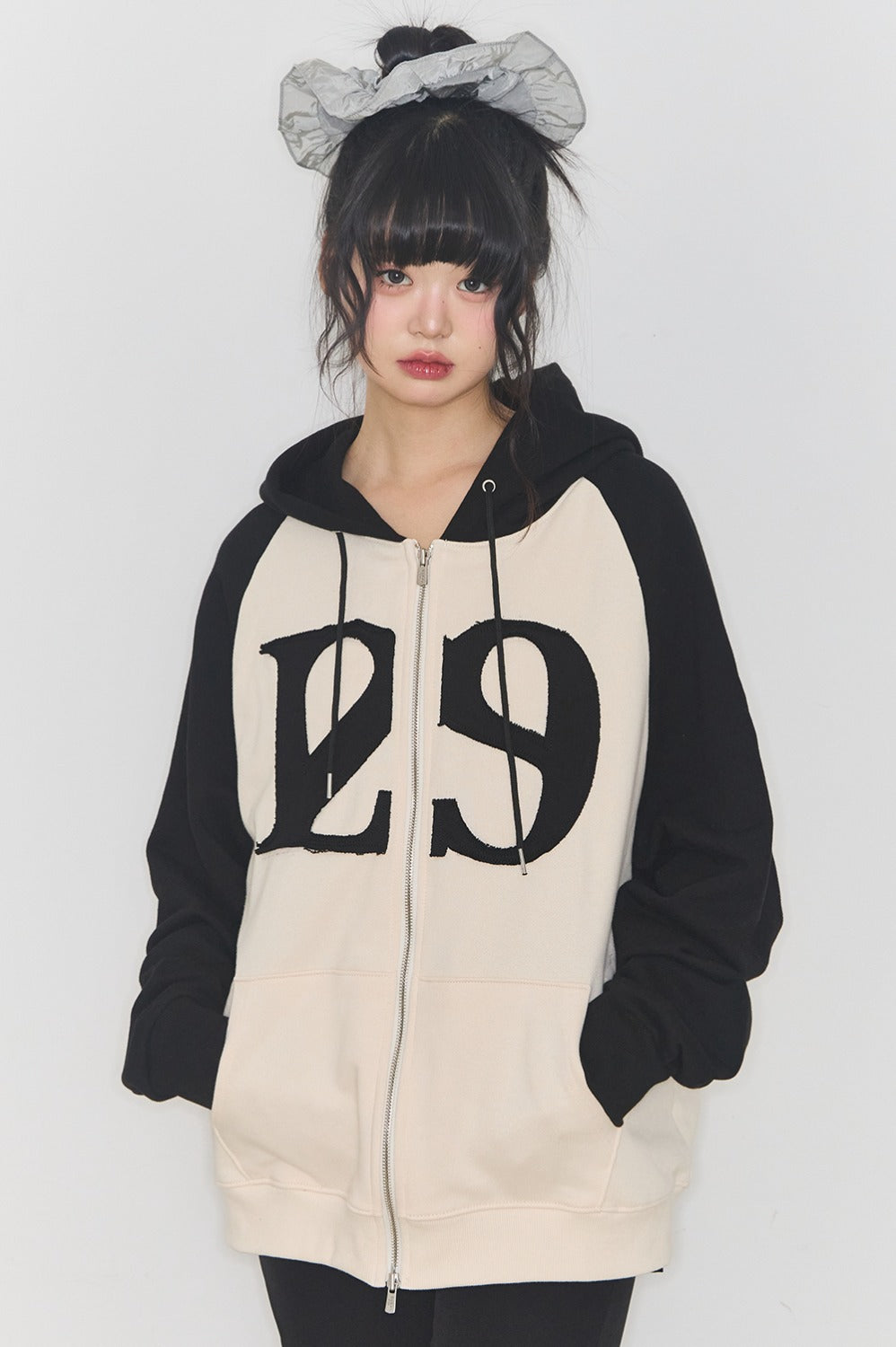 トップス ILLIGO 129LogoPatch Hooded Zip-Up /BLACK ILLIGO] 129 Logo Patch Hooded Zip-Up Black Cream – SellerWork