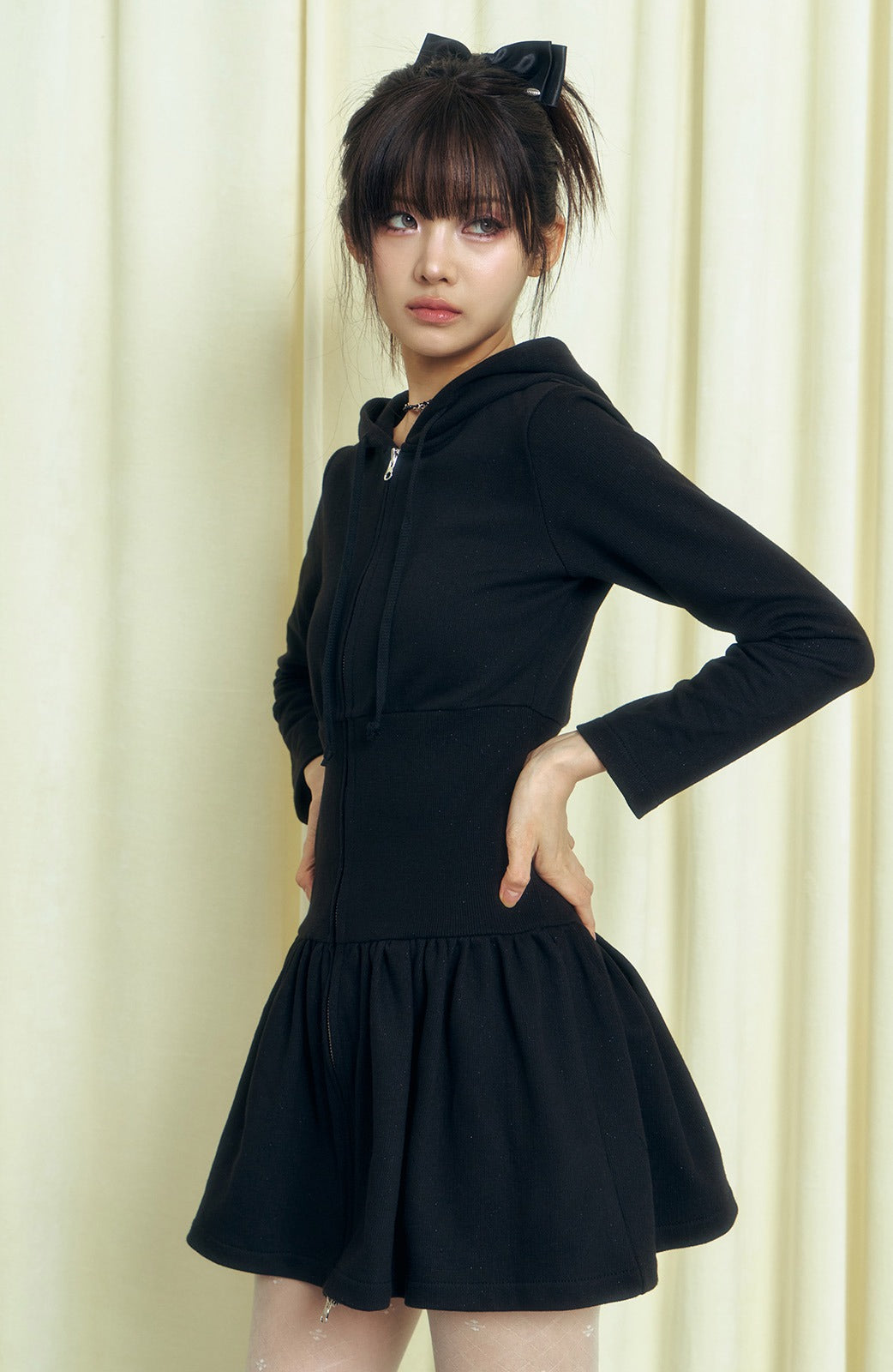 [POPSIZ] hooded zip up fit & flare dress-black