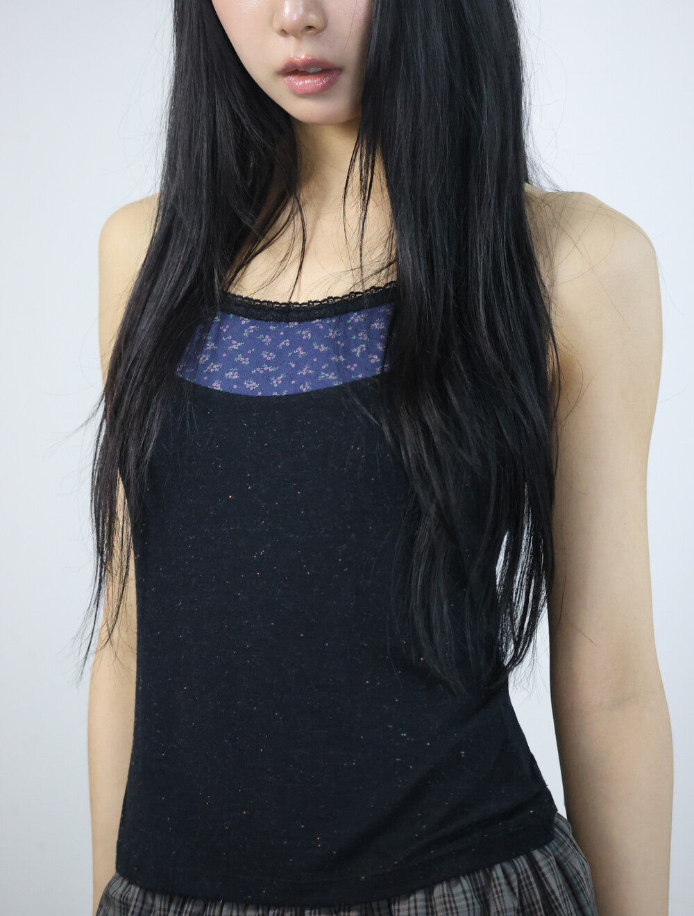 トップス [MSCHF]LACE STRAP SLEEVELESS Black S ODDME] Flower lace sleeveless -Black – SellerWork