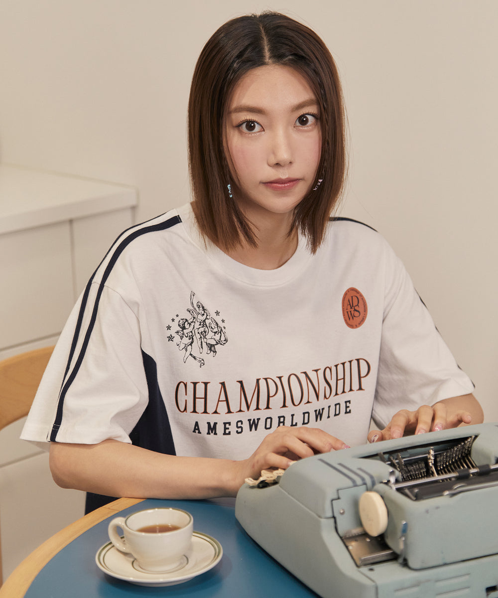 [AMES WORLDWIDE] Summer 23 CHAMPIONSHIP TEE WHITE