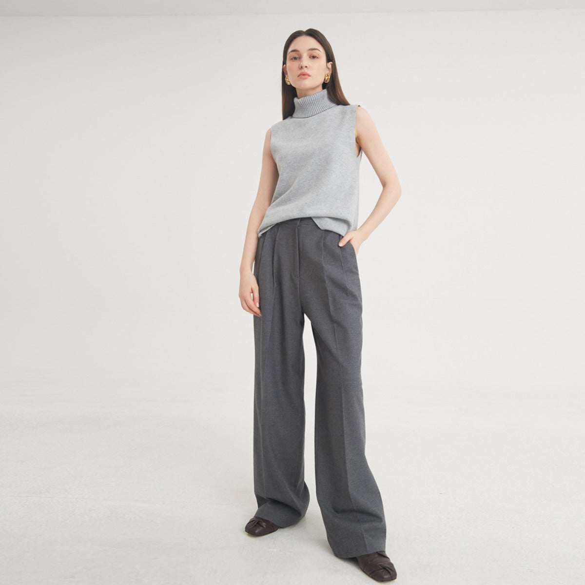FREIHEIT SS  Two Tuck Button Wide Wool Pants Charcoal