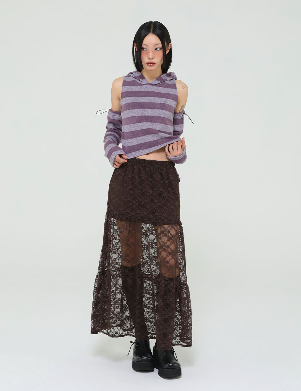 [UGLY SHADOW] SS 24 FLOWER LACE LONG SKIRT(BROWN)