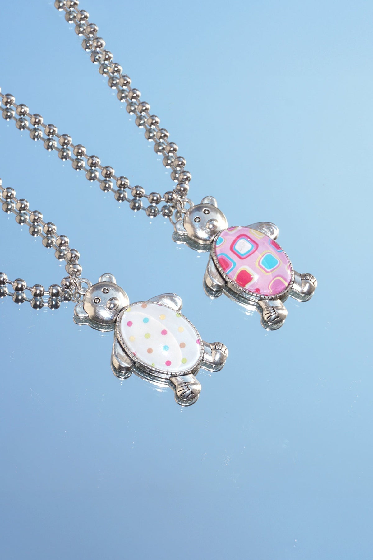 huggingoat-fw-26-teddy-dot-pattern-ball-chain-silver-s