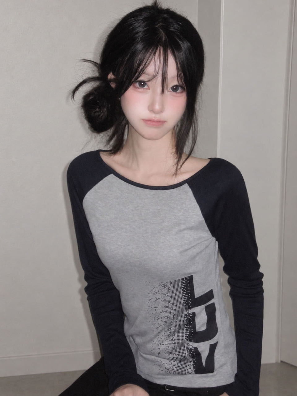 luv-is-true-fw-26-rl-pixel-luv-raglan-tee-navy-navy-s
