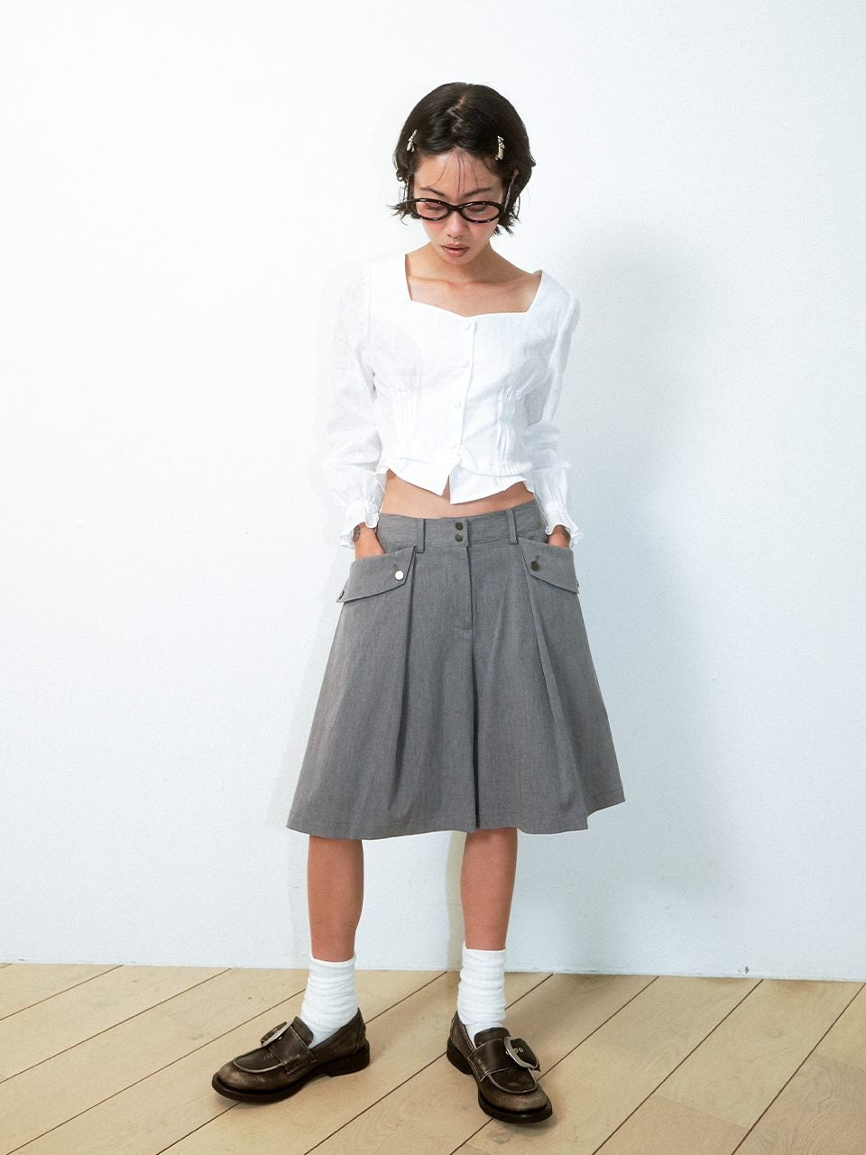 sucorsese-fw-26-folded-page-bermuda-pants-gray-gray-s