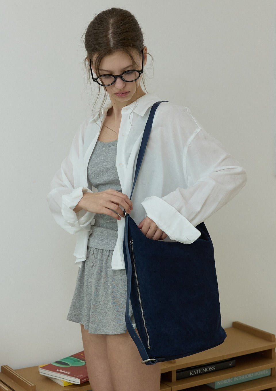 opendoorstudio-fw-26-real-two-way-suede-big-bag-navy-navy-s