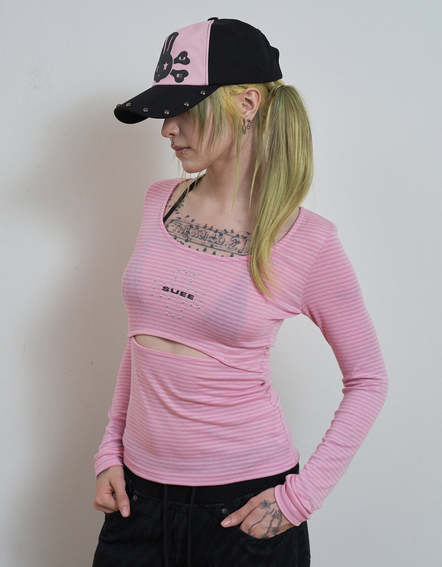 setup-exe-fw-26-striped-u-neck-slit-tee-pink-pink-s