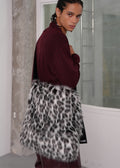 esc-studio-fw-25-pillow-fur-two-way-bag-leopard-leopard-s