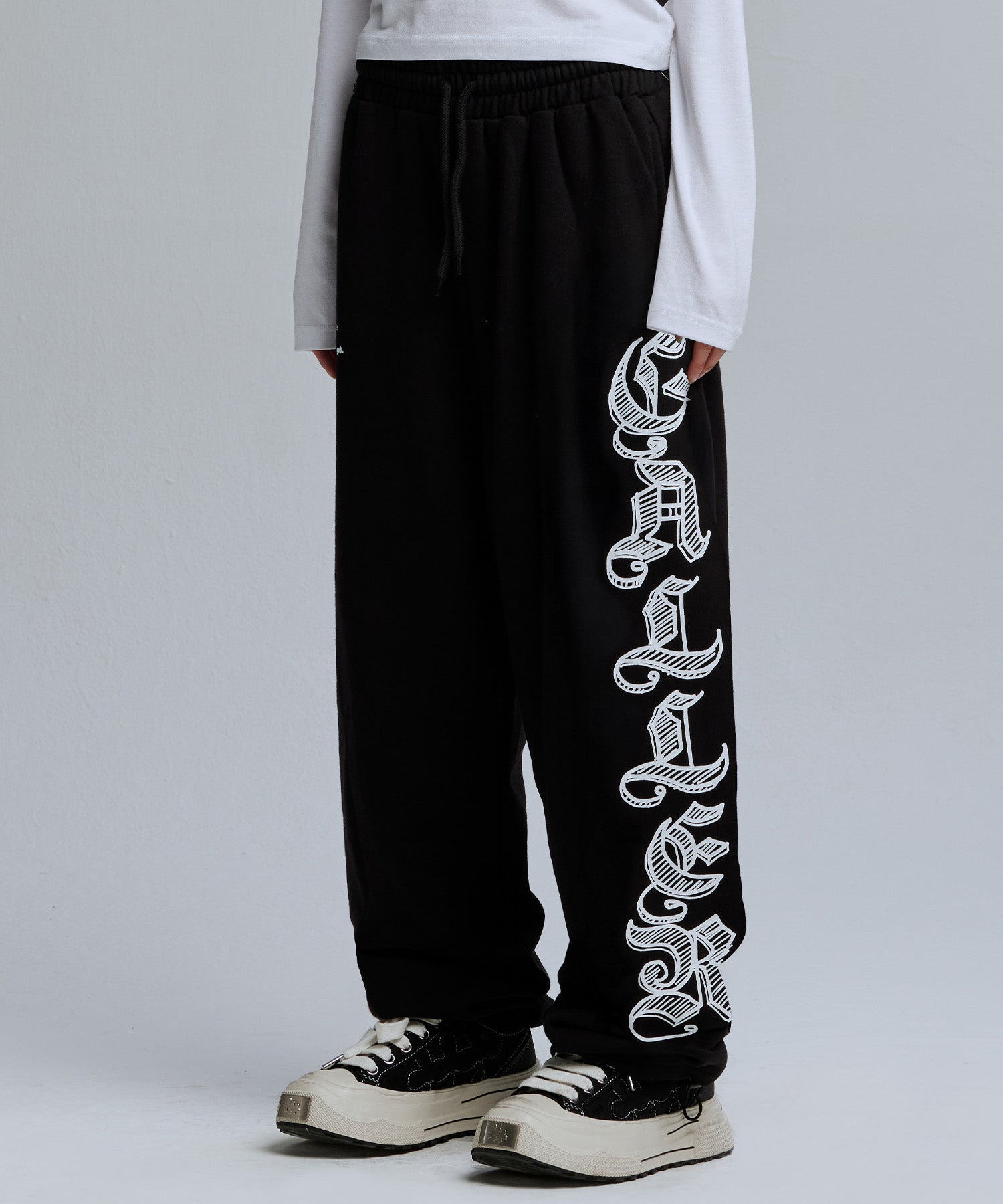 gottergallery-ss-26-side-gothic-logo-sweatpants-black-black-s