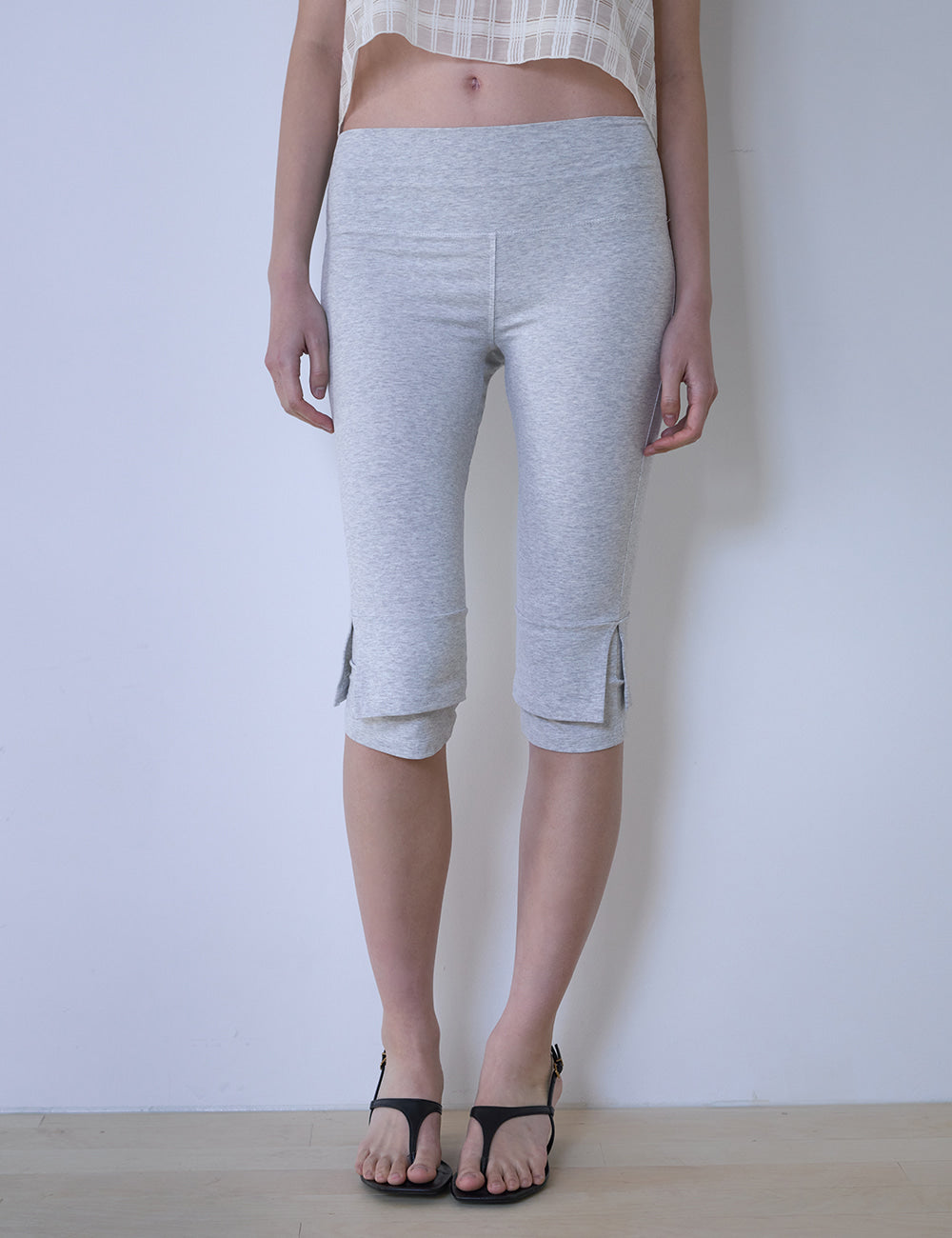 safari-sula-explore-ss-26-layered-capri-leggings-in-melange-grey-grey-s
