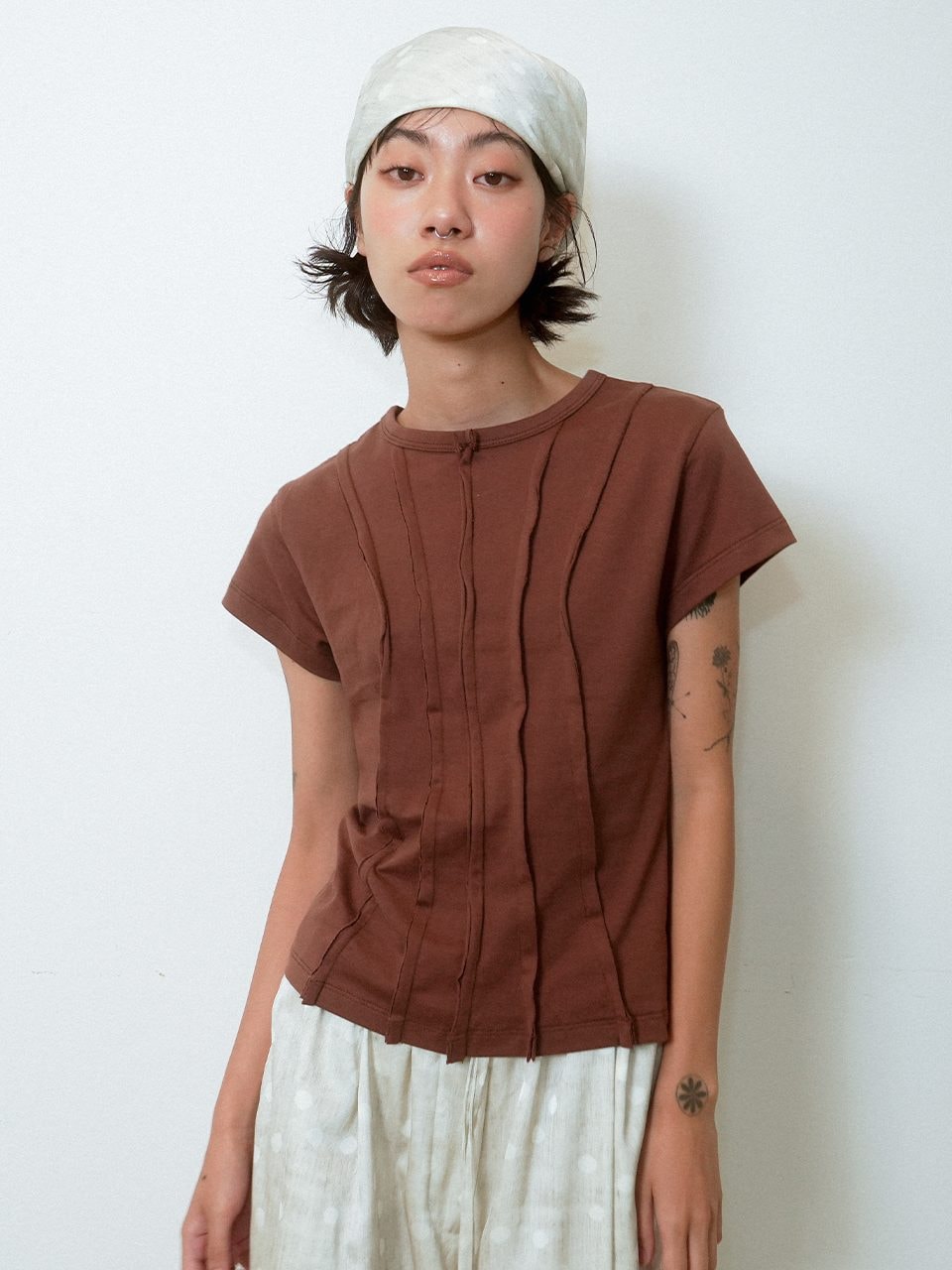 sucorsese-fw-26-ripped-page-t-shirt-brown-brown-s