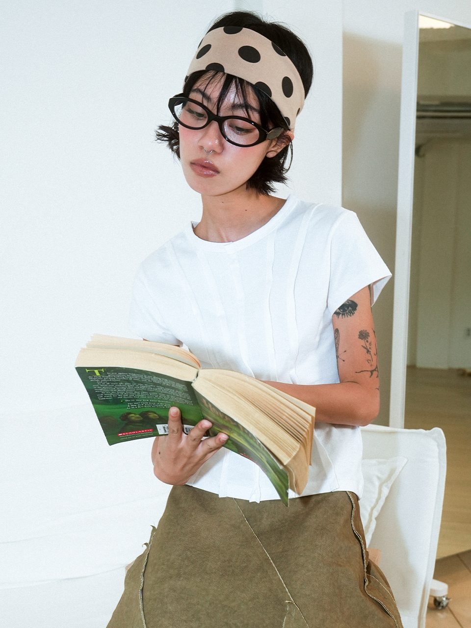 sucorsese-fw-26-ripped-page-t-shirt-white-white-s