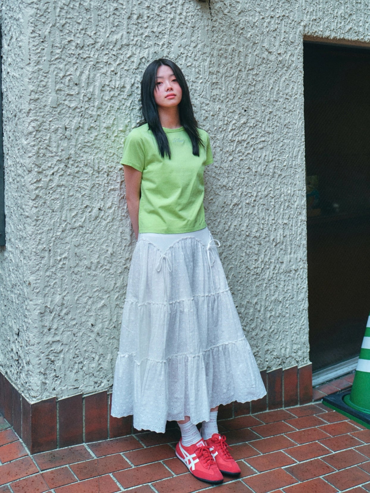 lo-axual-ss-25-punching-lace-ribbon-tierd-skirt_off-white