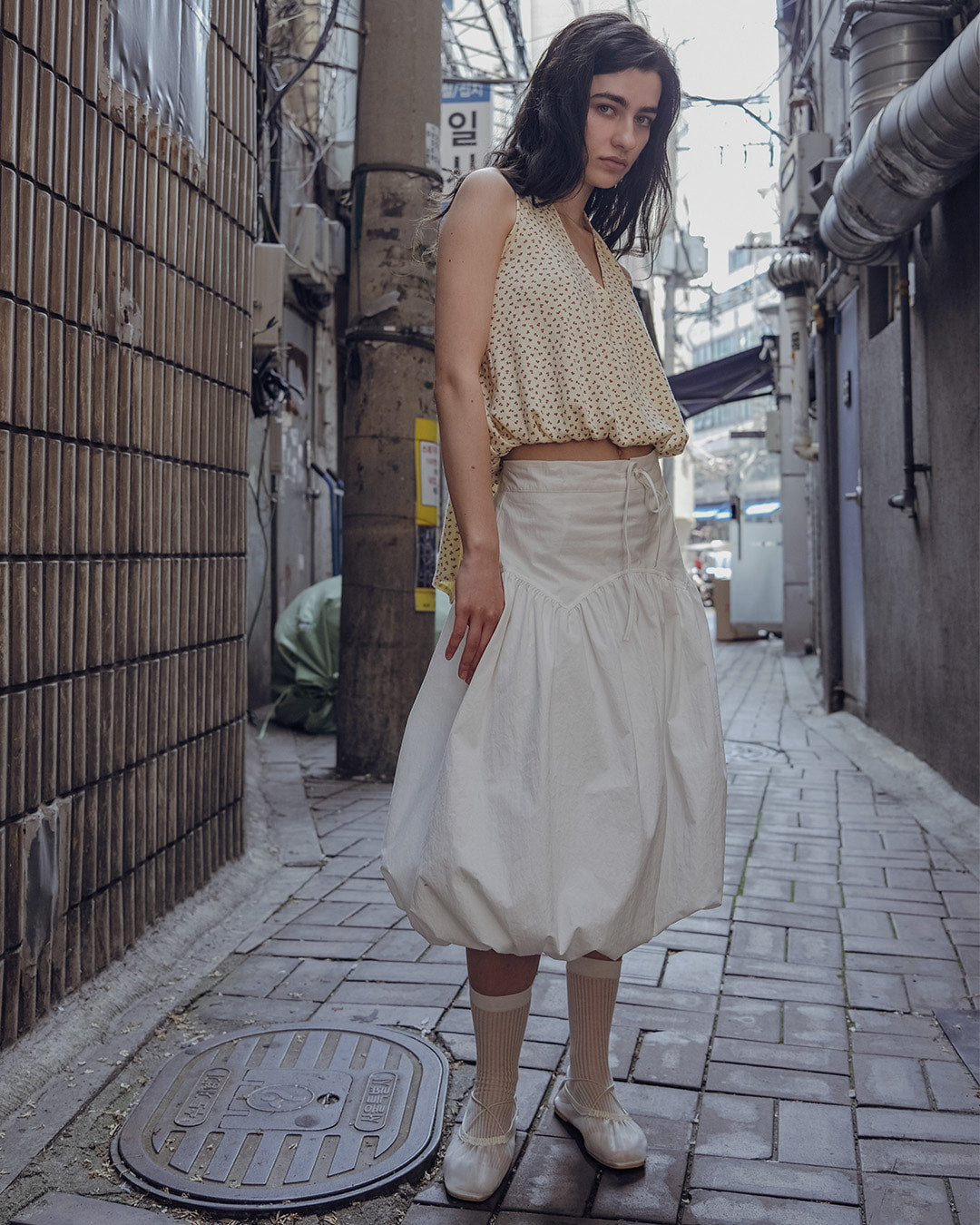 merens-ss-25-corset-shirring-balloon-long-skirt-white-s