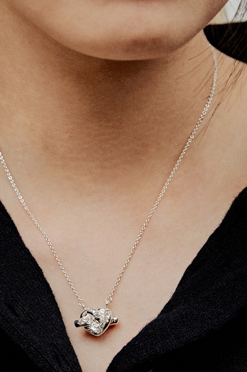 lehaul-ss-26-pretzel-love-necklace-silver925-silver-s