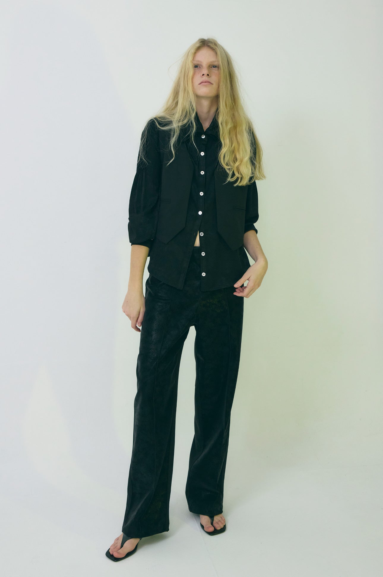 gimmetheyoung-fw-25-g-connected-vest-shirt-black-black-s