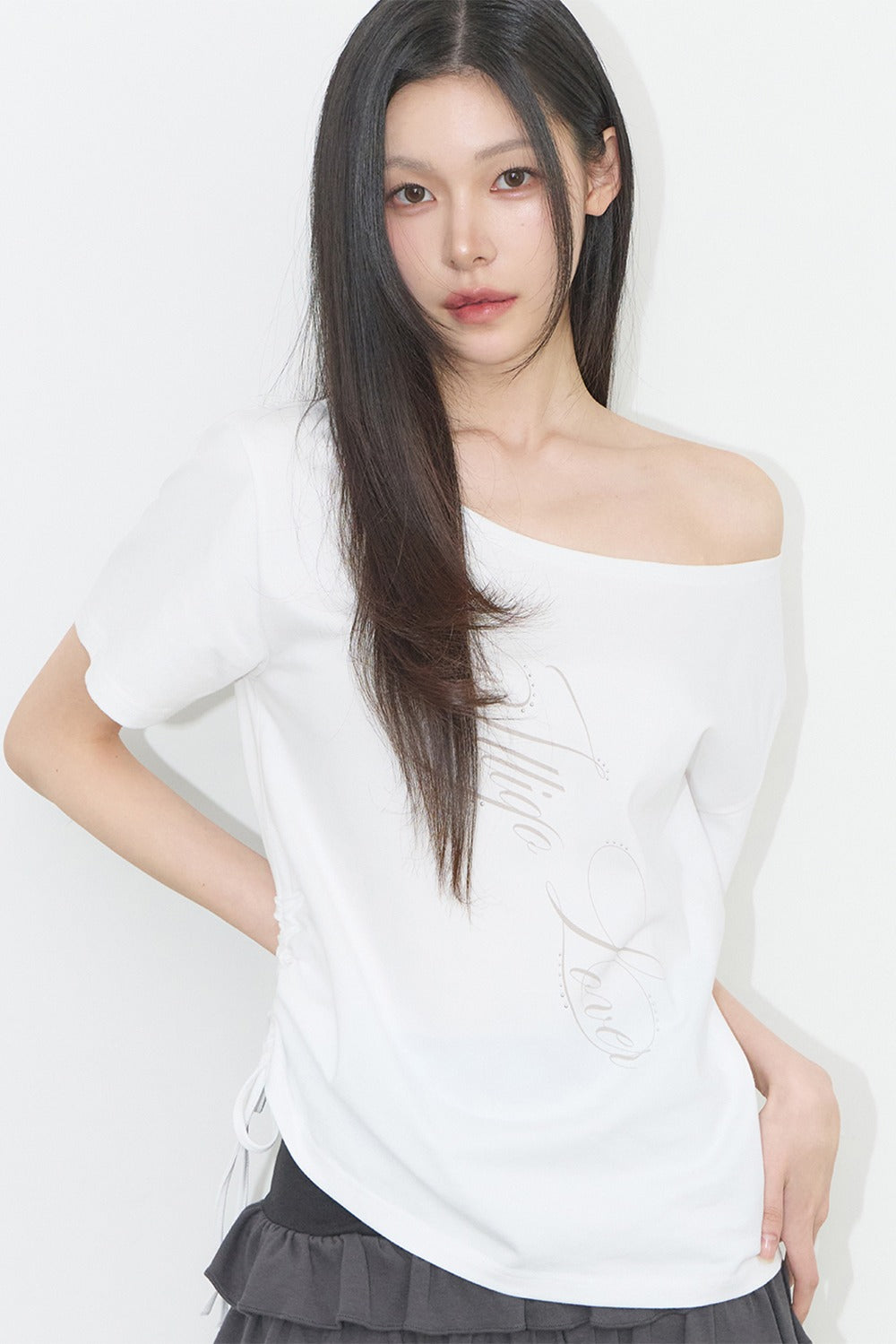 illigo-ss-26-ribbon-string-off-shoulder-t-shirt-white-white-s