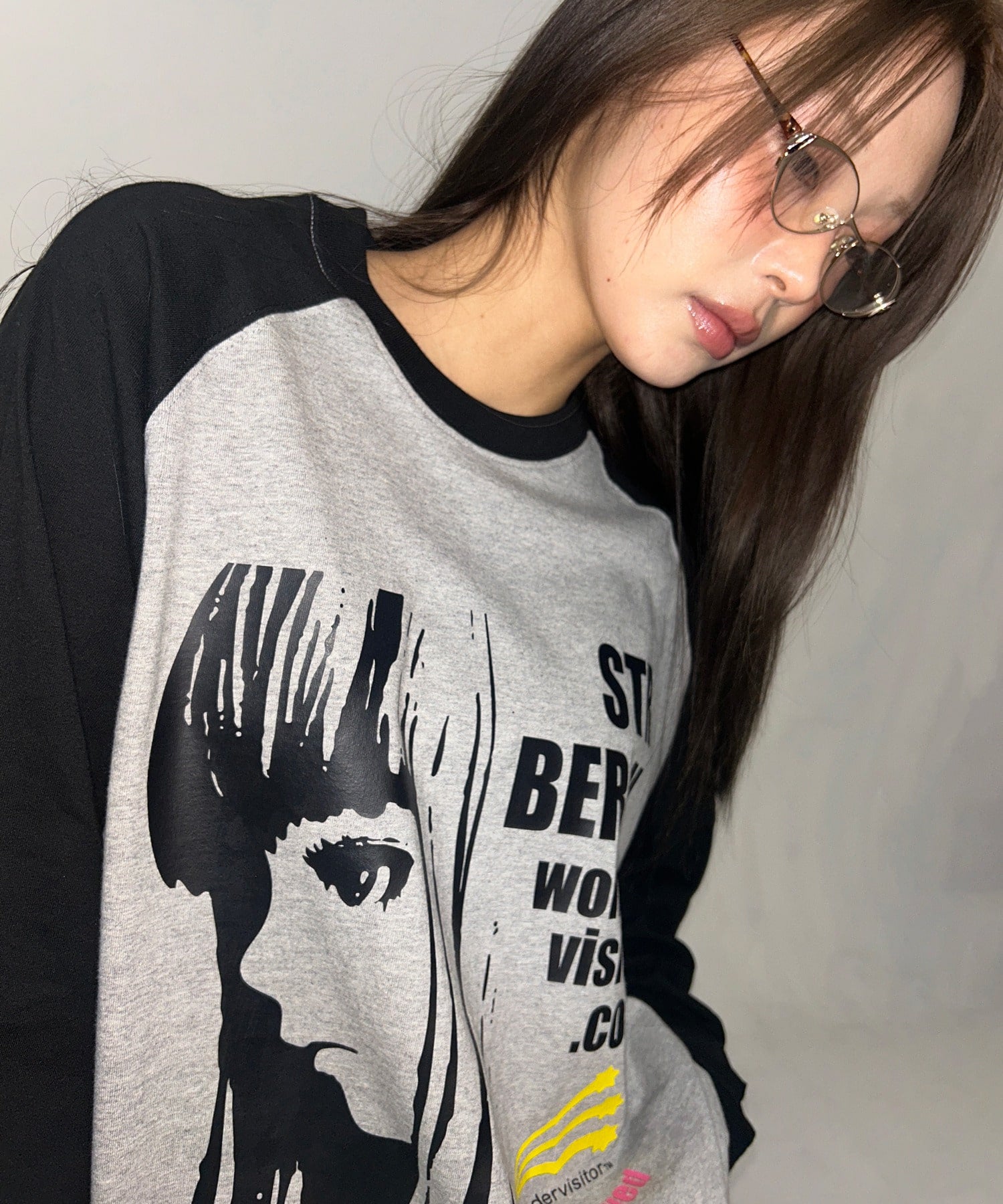 wonder-visitor-fw-25-rumi-raglan-ls-t-melange-grey-melange-grey-s