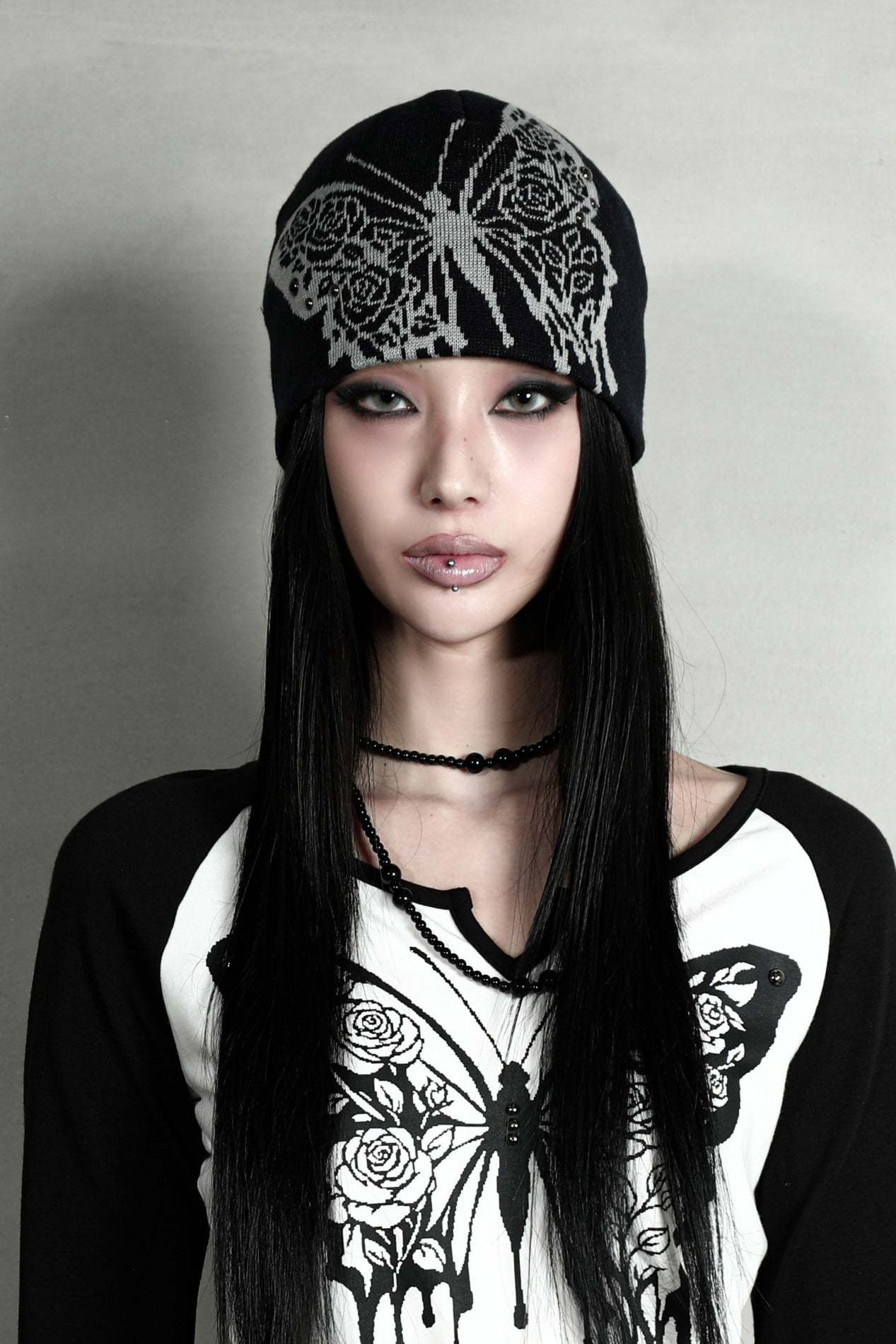 darling-you-are-bad-fw-25-rose-butterfly-beanie-black-black-s