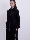 innermuseum-fw-24-lettering-half-neck-twoway-zipup-black