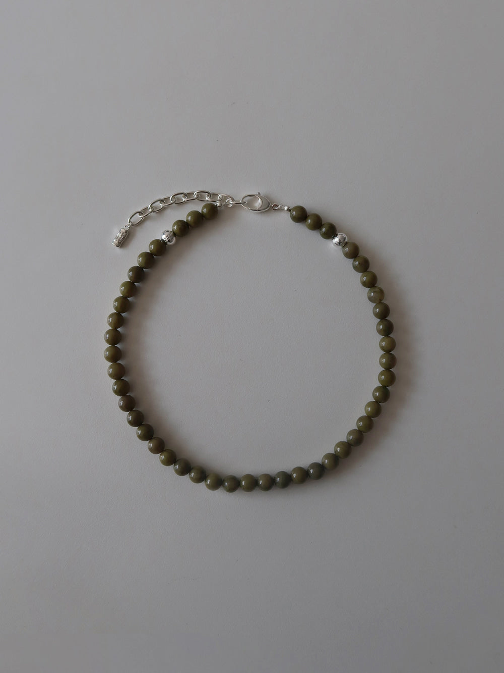 midnight-moment-ss-26-avocado-jade-necklace-black-s