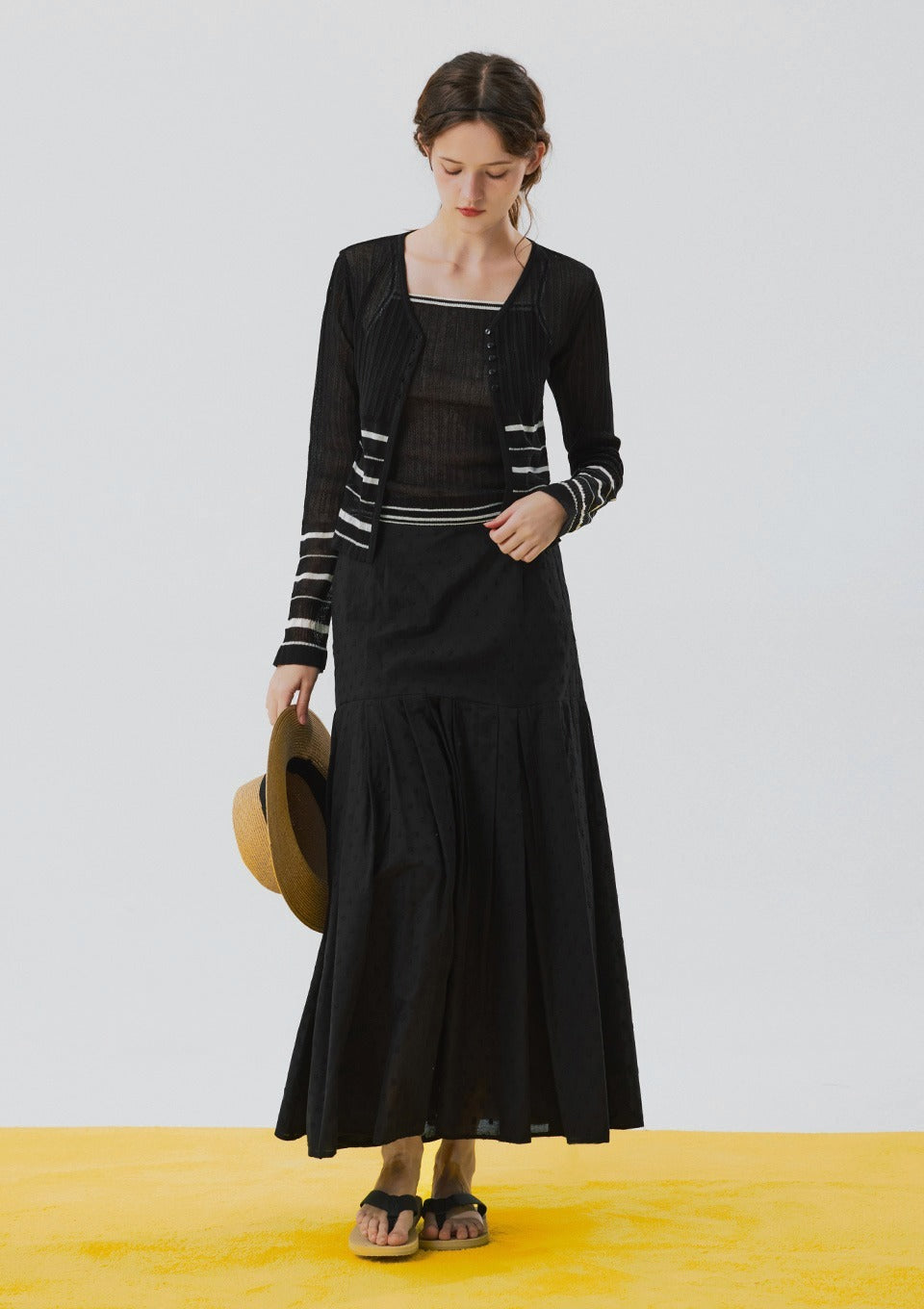 opendoorstudio-ss-25-texture-slimcardigan-set-black