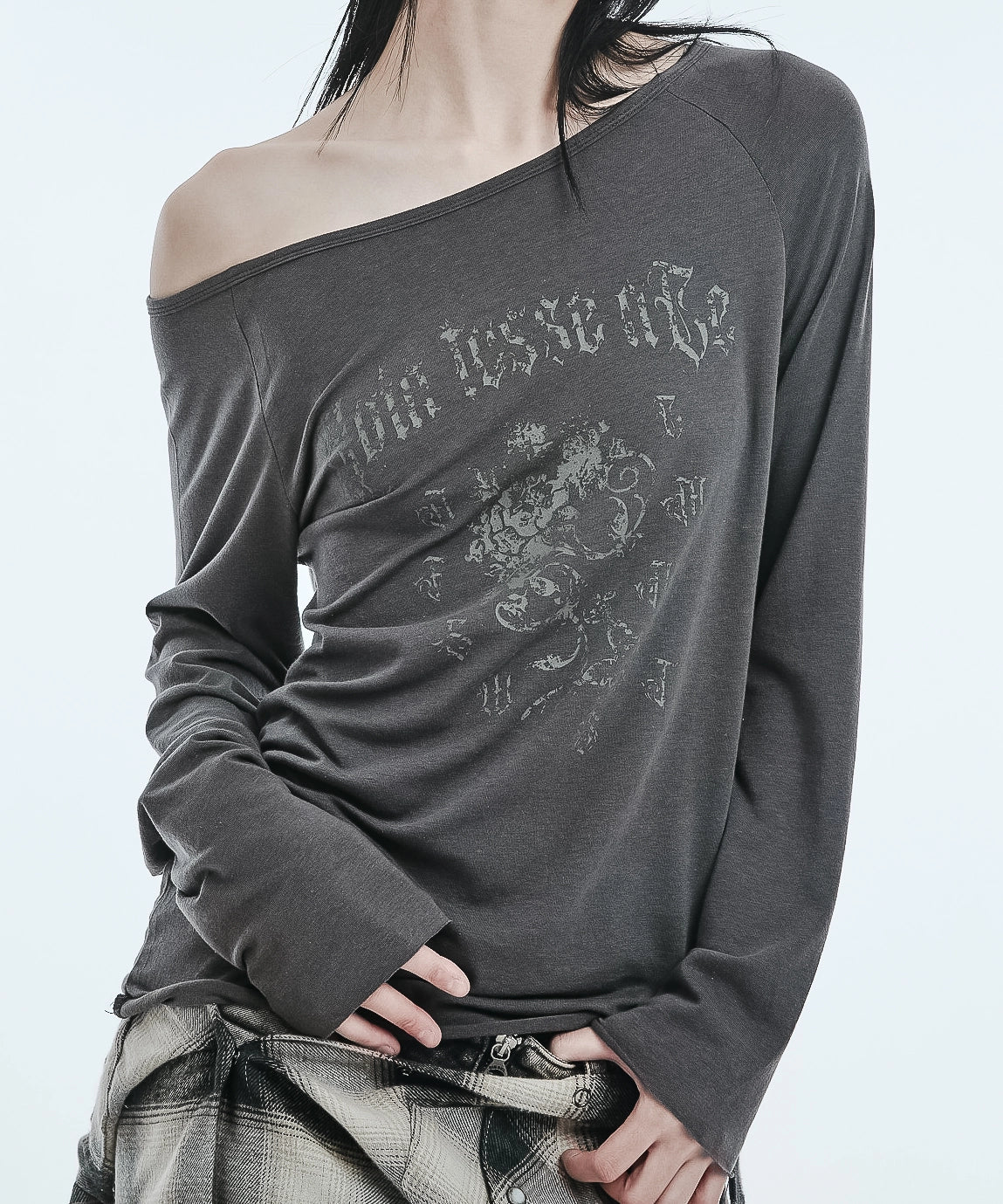 a-few-comments-fw-24-sheer-raglan-long-sleeve-top-charcoal