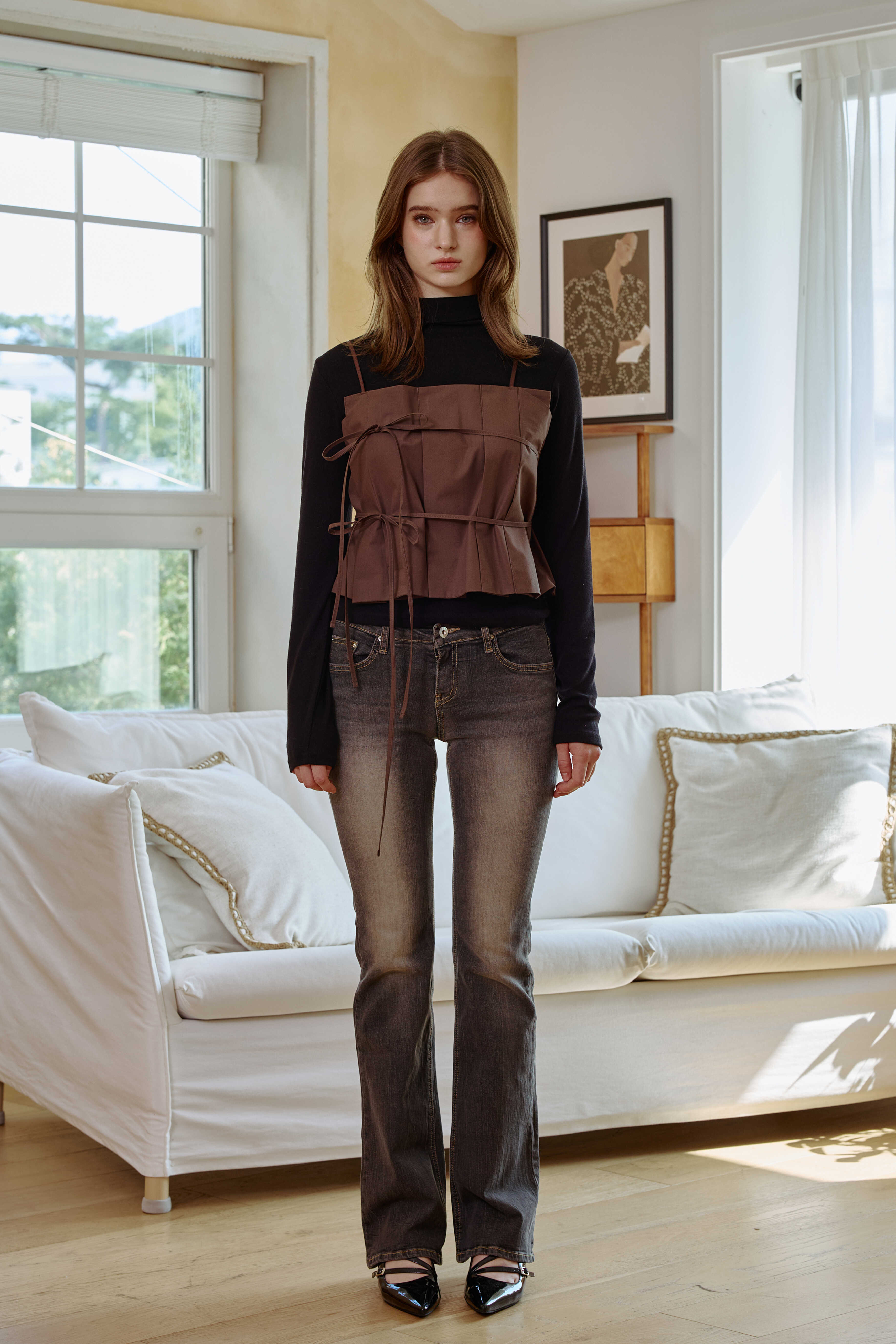 ari-fw-25-iris-top-brown-s