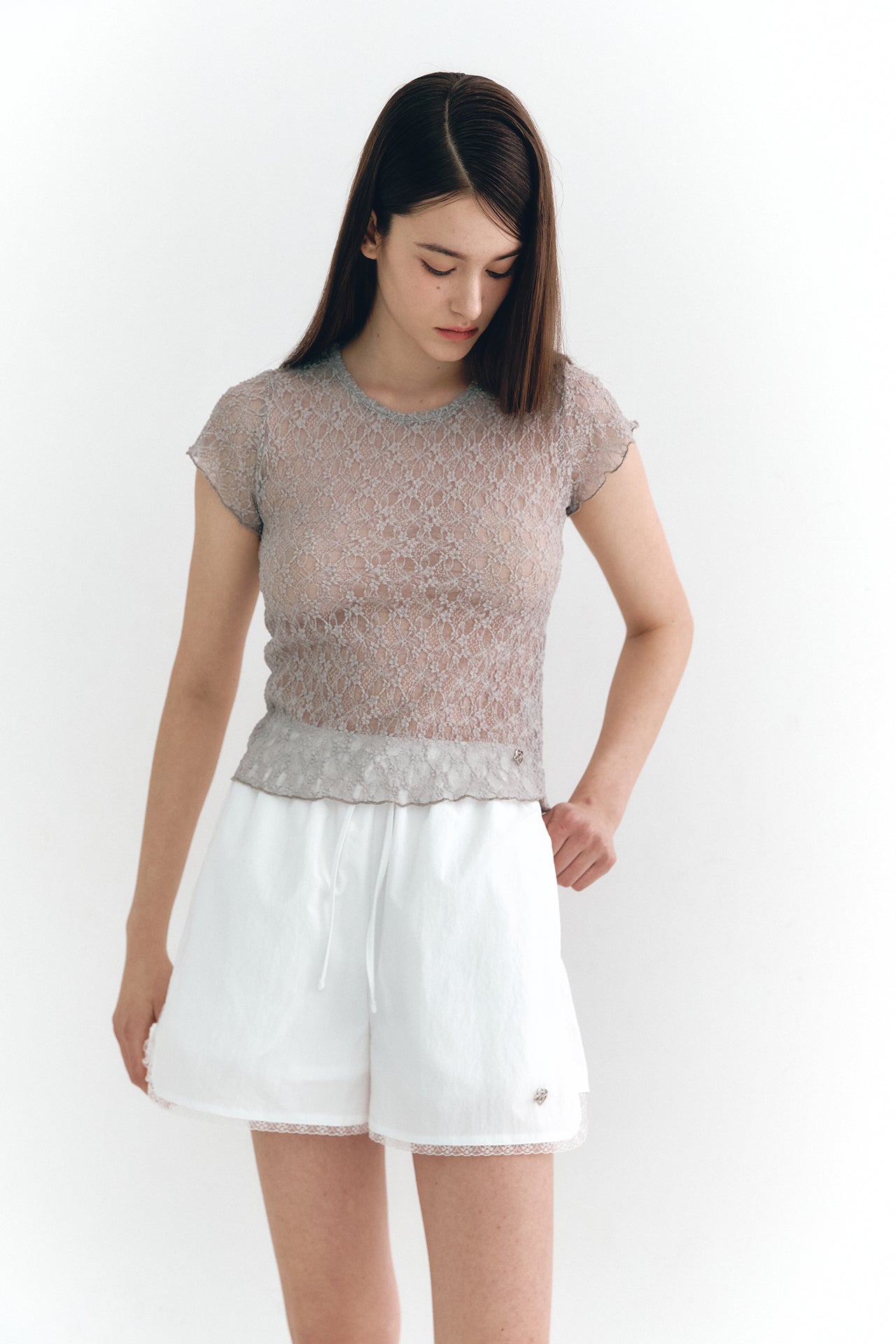 moilly-ss-25-(worn-by-seol-yoon-of-nmixx)-lace-short-sleeve-gray