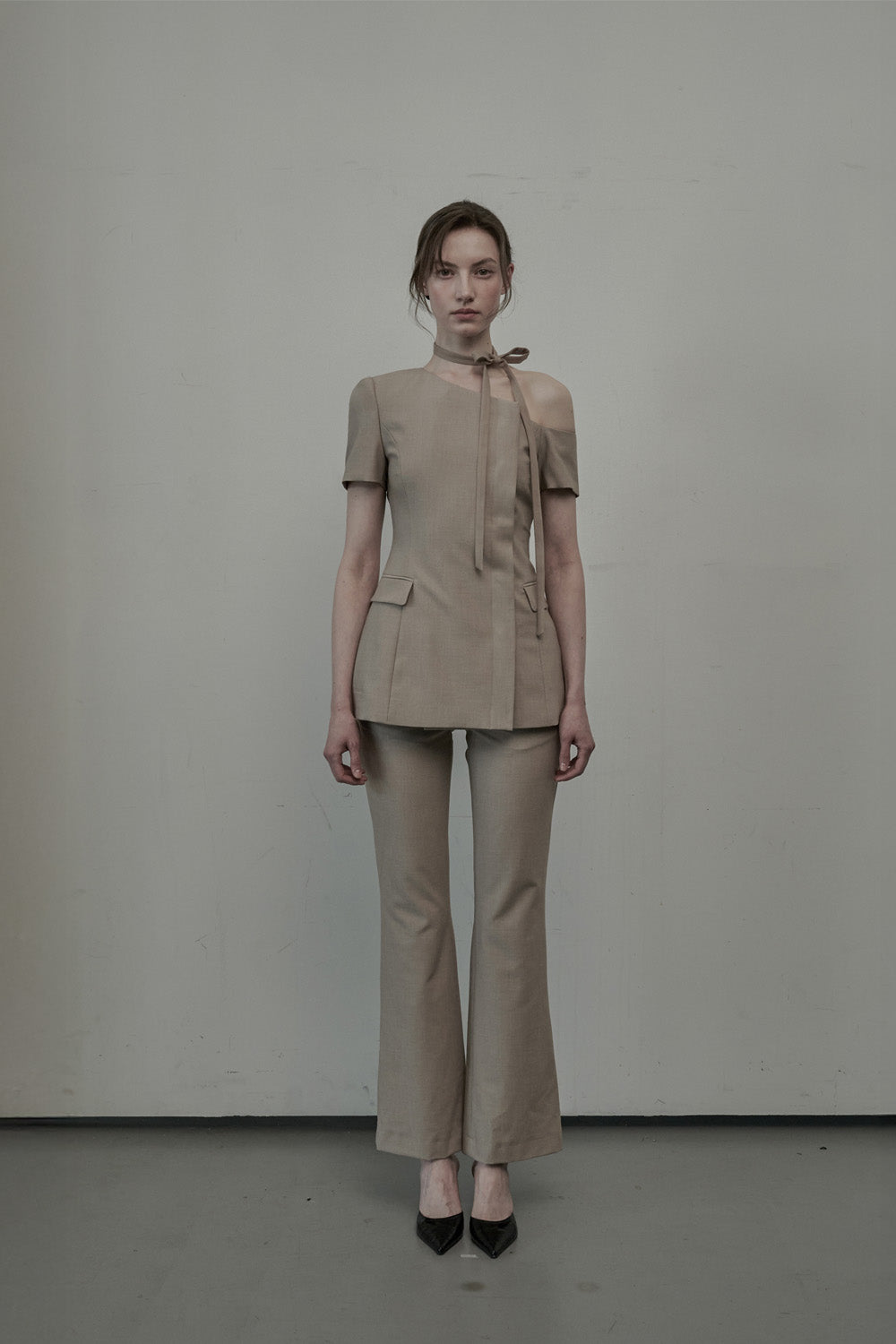 mausoleum-ss-25-emma-linen-semi-bootcut-slacksbeige