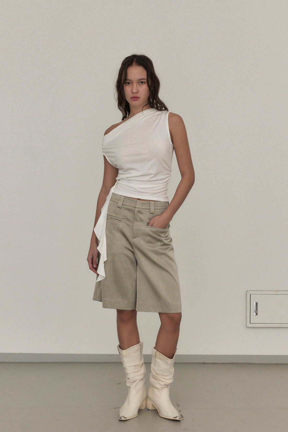 dode-ss-26-marina-bermuda-pants-olive-s