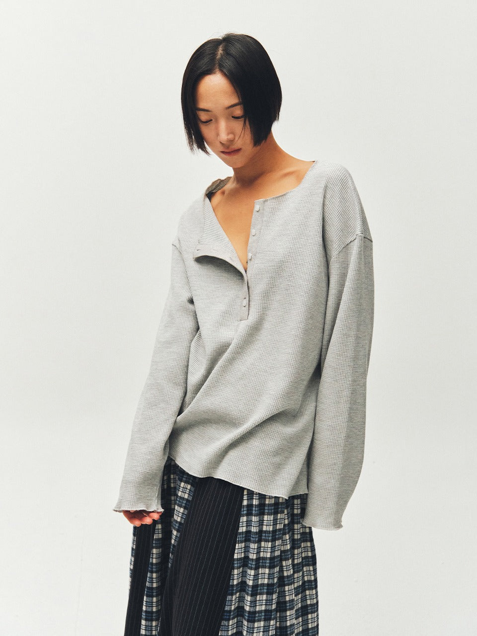 plzproject-fw-25-waffle-henley-longsleeve-gray-gray-s