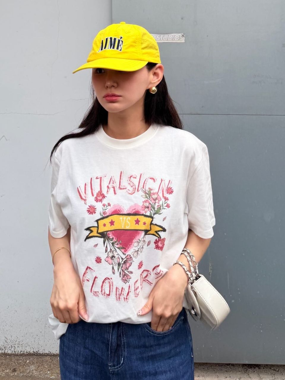 vitalsign-fw-26-flower-heart-graphic-t-shirt-ivory-s