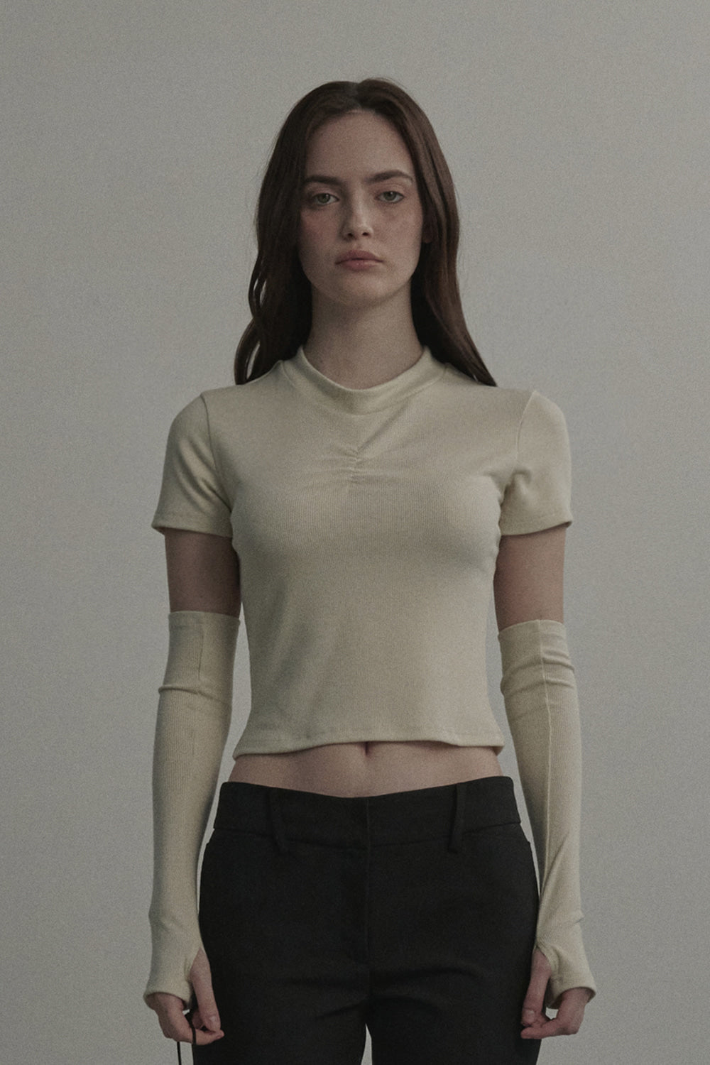 mausoleum-ss-25-shell-arm-warmer-top-setcream