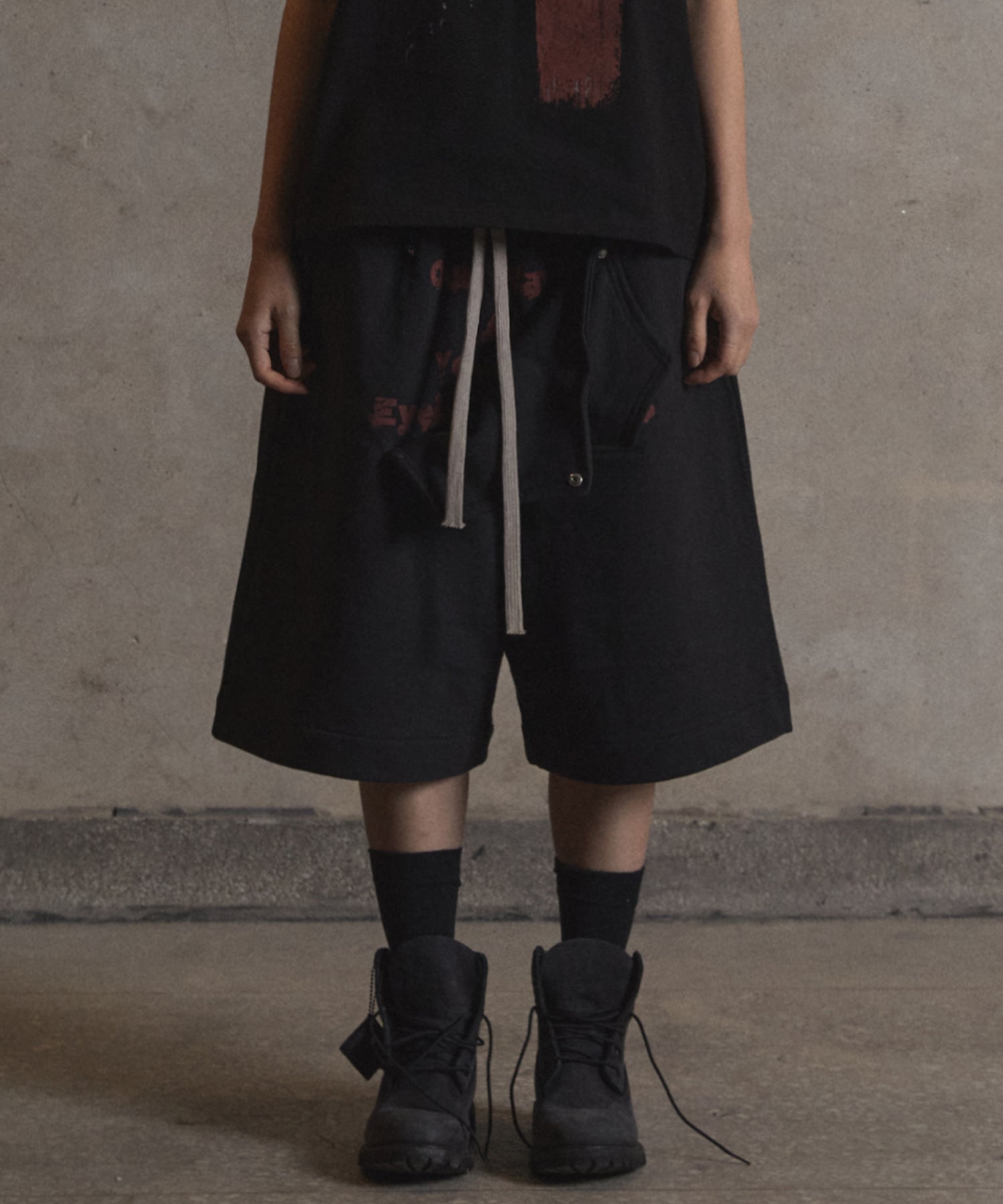 gottergallery-ss-26-hidden-pocket-bermuda-sweat-shorts-black-black-s