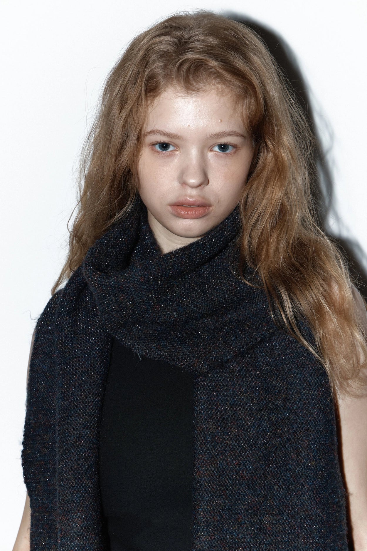 lolla-fw-25-chrome-knit-muffler-chacoal-charcoal-s