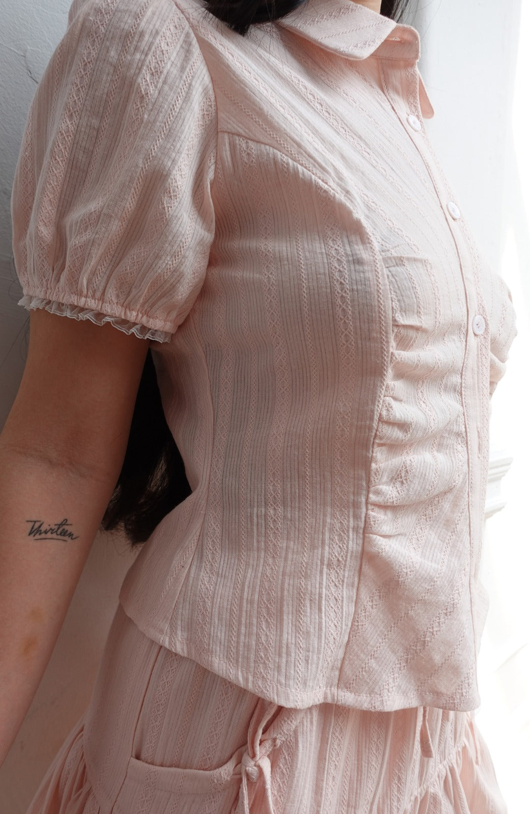 popsiz-ss-25-sculpted-silhouette-lace-blouse-pink-pink-s