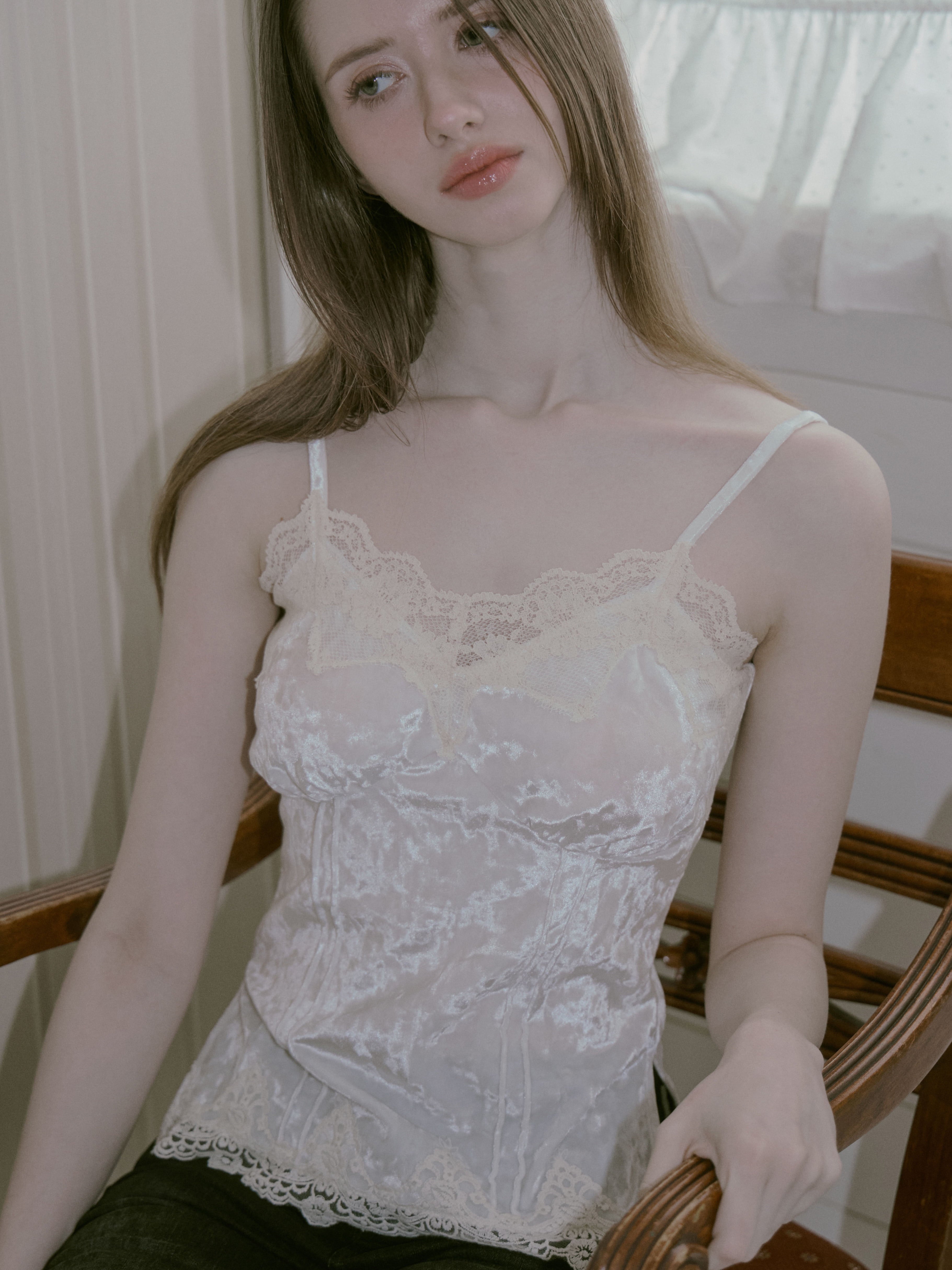 gaussianhouse-ss-26-velvet-lace-sleeveless-white-white-s