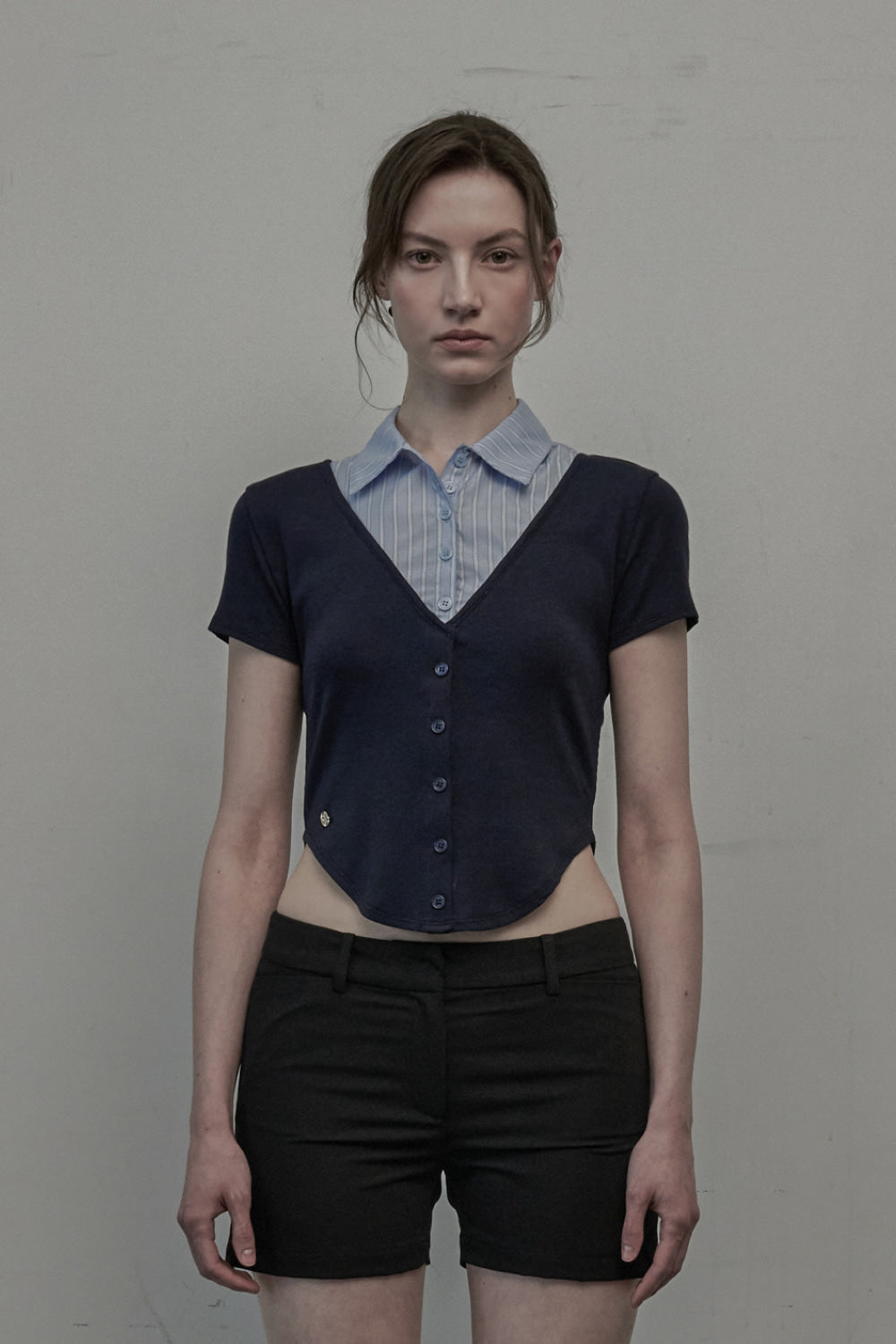 mausoleum-ss-25-emma-shirt-tshirtnavy