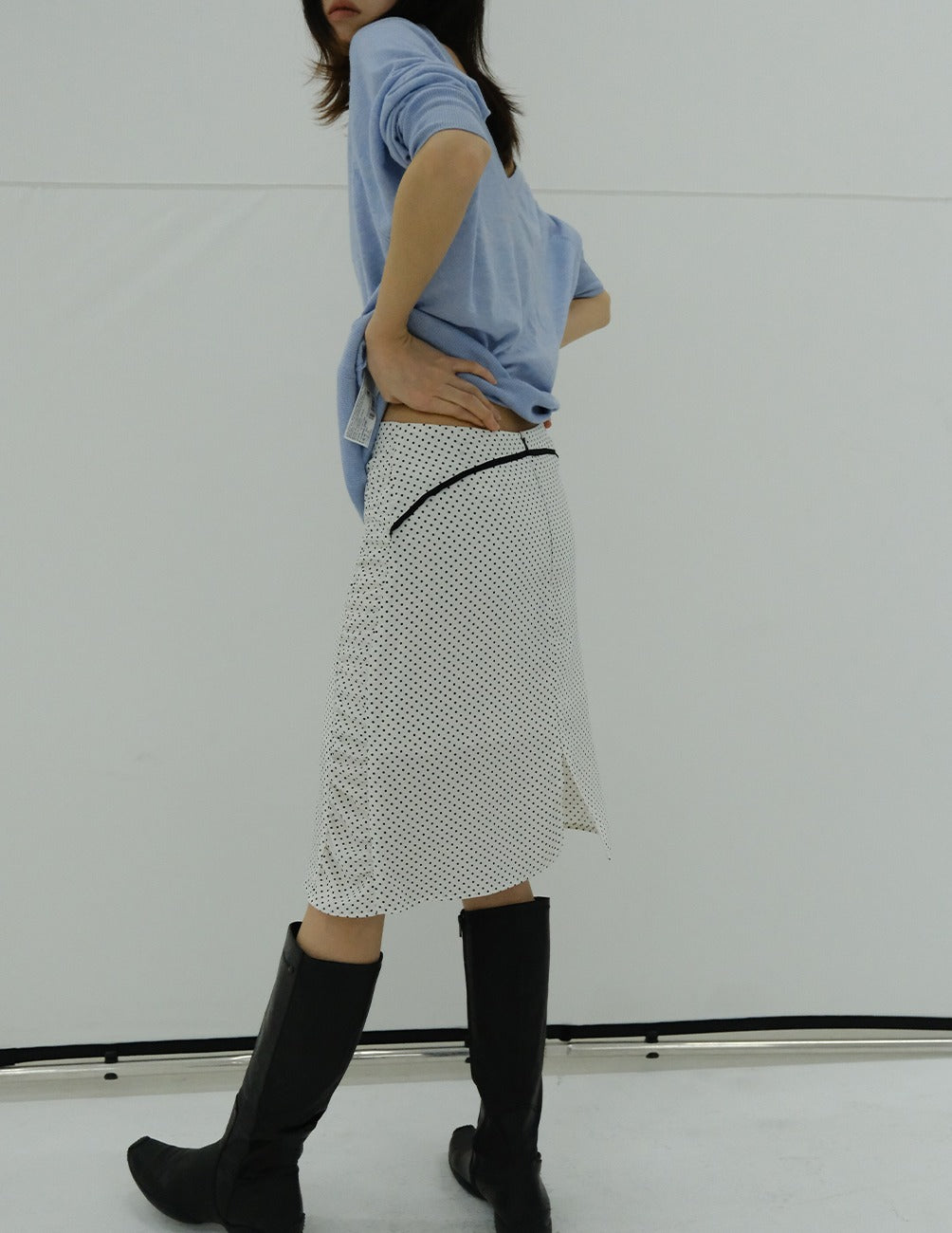 sakk-ss-25-dott-skirt