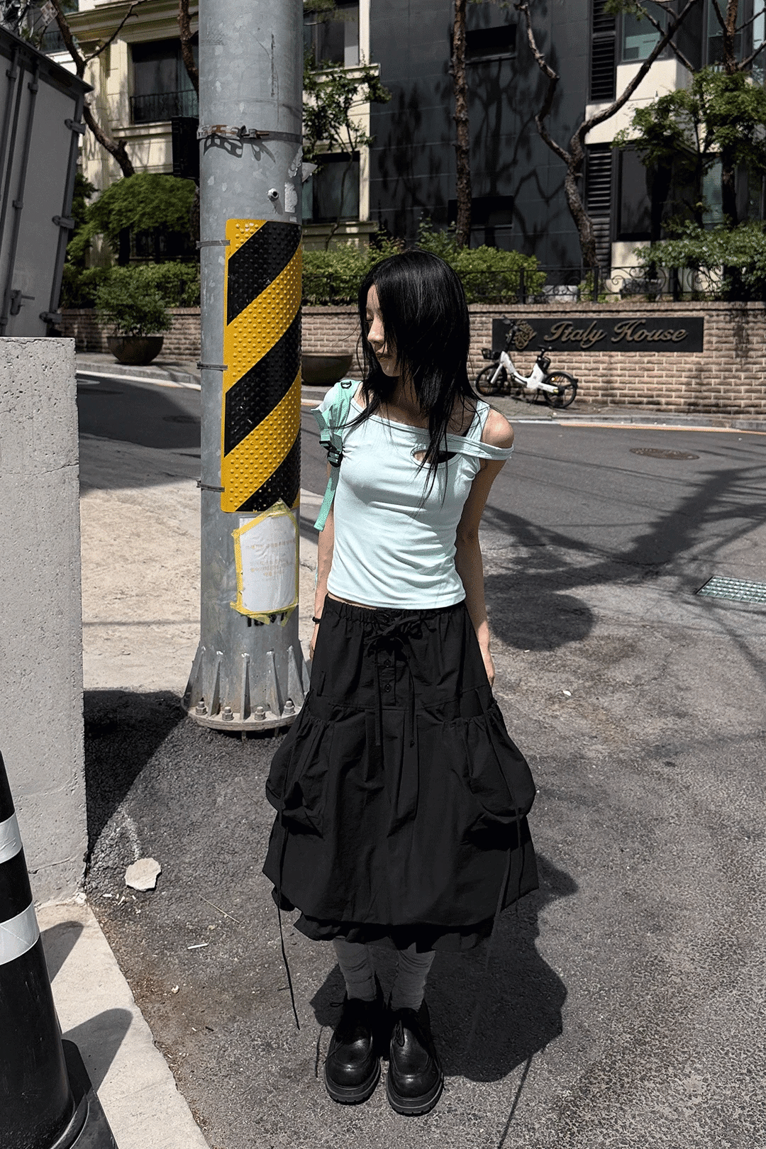 woohwa-ss-26-balloon-cargo-string-skirt-black-black-s