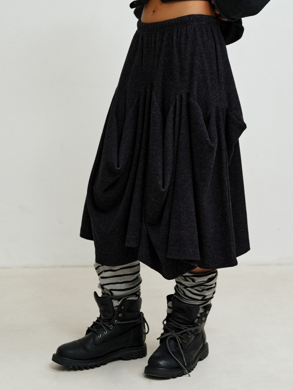 plzproject-fw-26-wave-terry-skirt-charcoal-charcoal-s