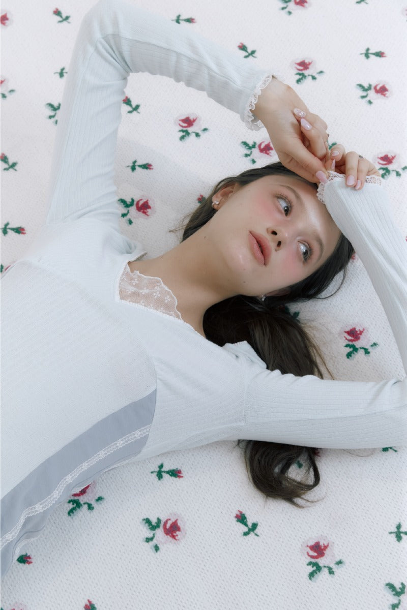 minnne-ss-25-sally-vneck-top(sky)