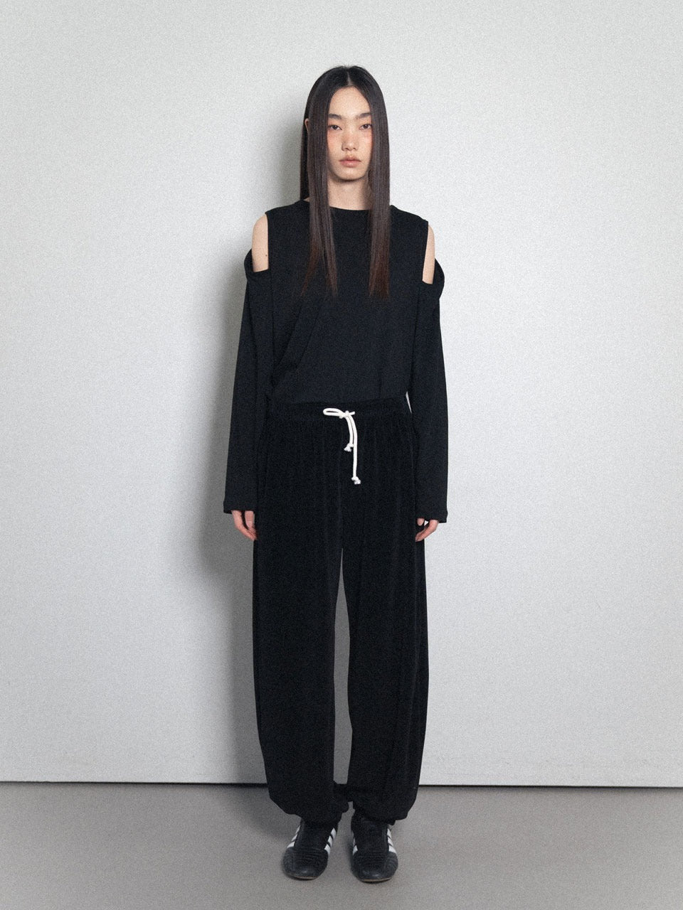 visus-ss-26-velvet-jogger-sweatpants-black-black-s