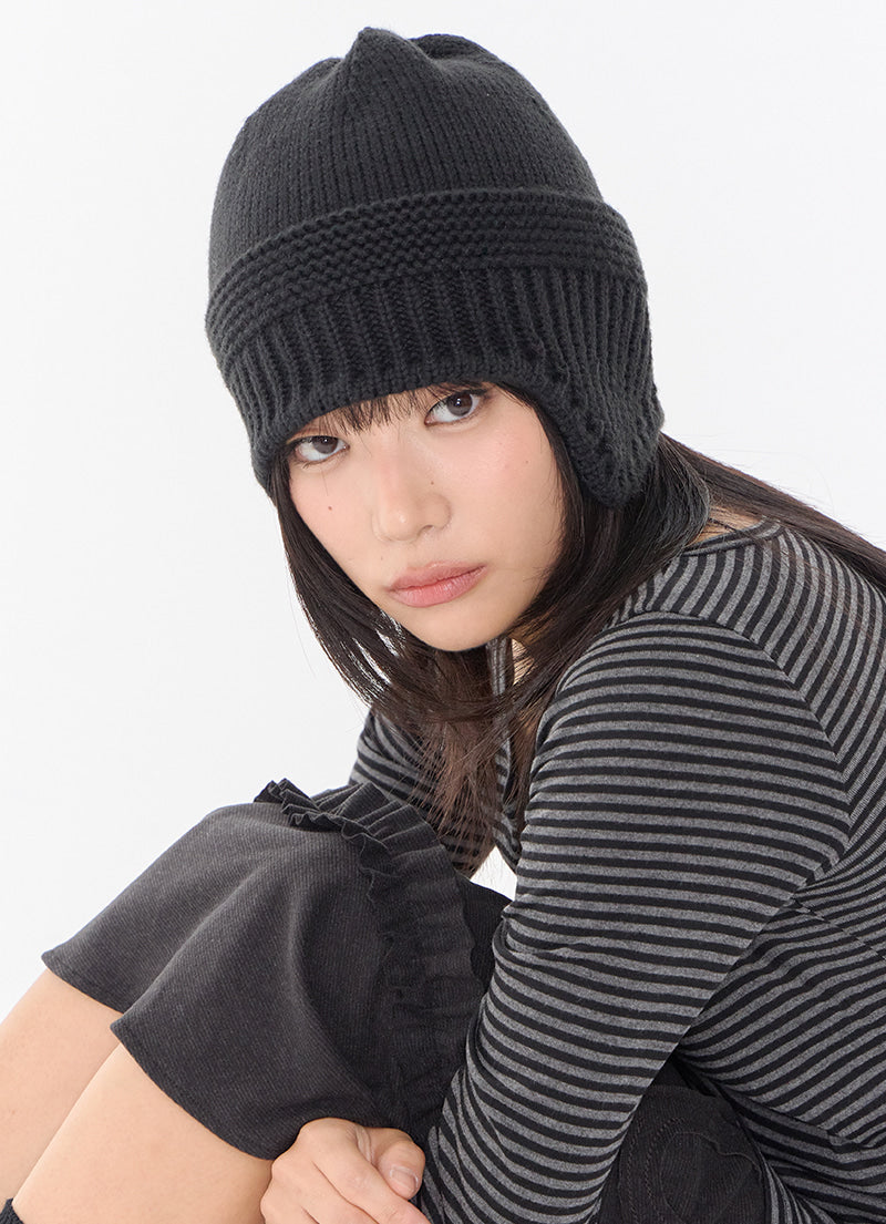 as-on-fw-26-as-on-x-negativethree-engineered-earflap-beanie-black-black-s