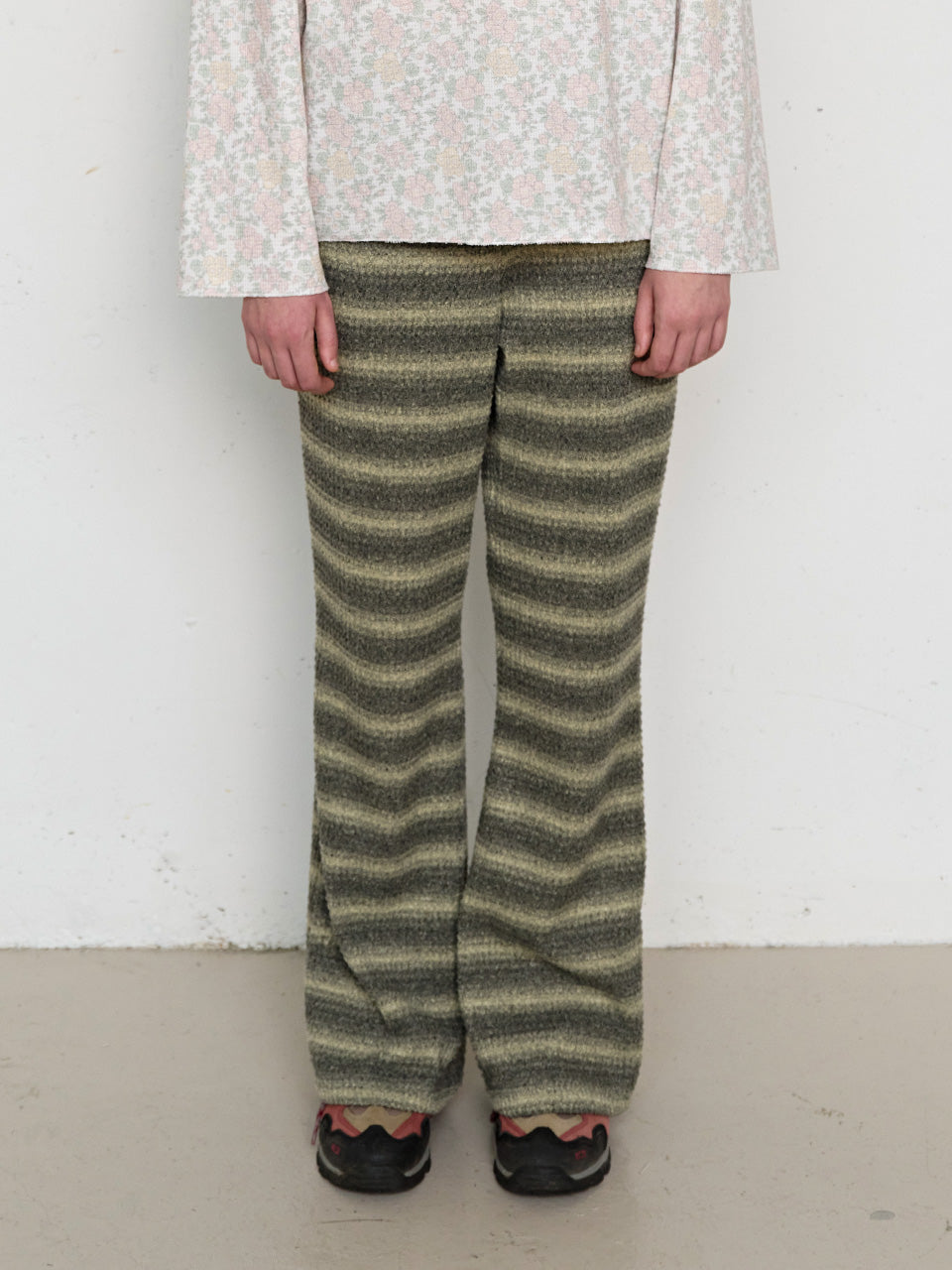 fun-from-fun-fw-26-ombre-flare-pants-olive-olive-s