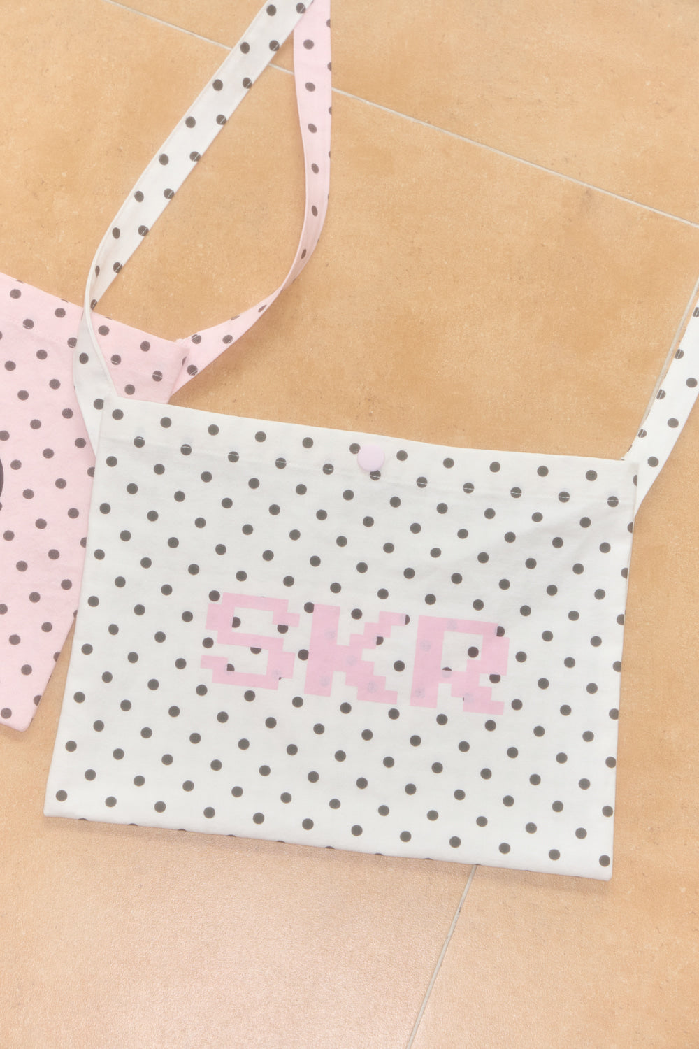 shakiri-ss-26-skr-2-way-polka-dot-mini-bag-white-white-s