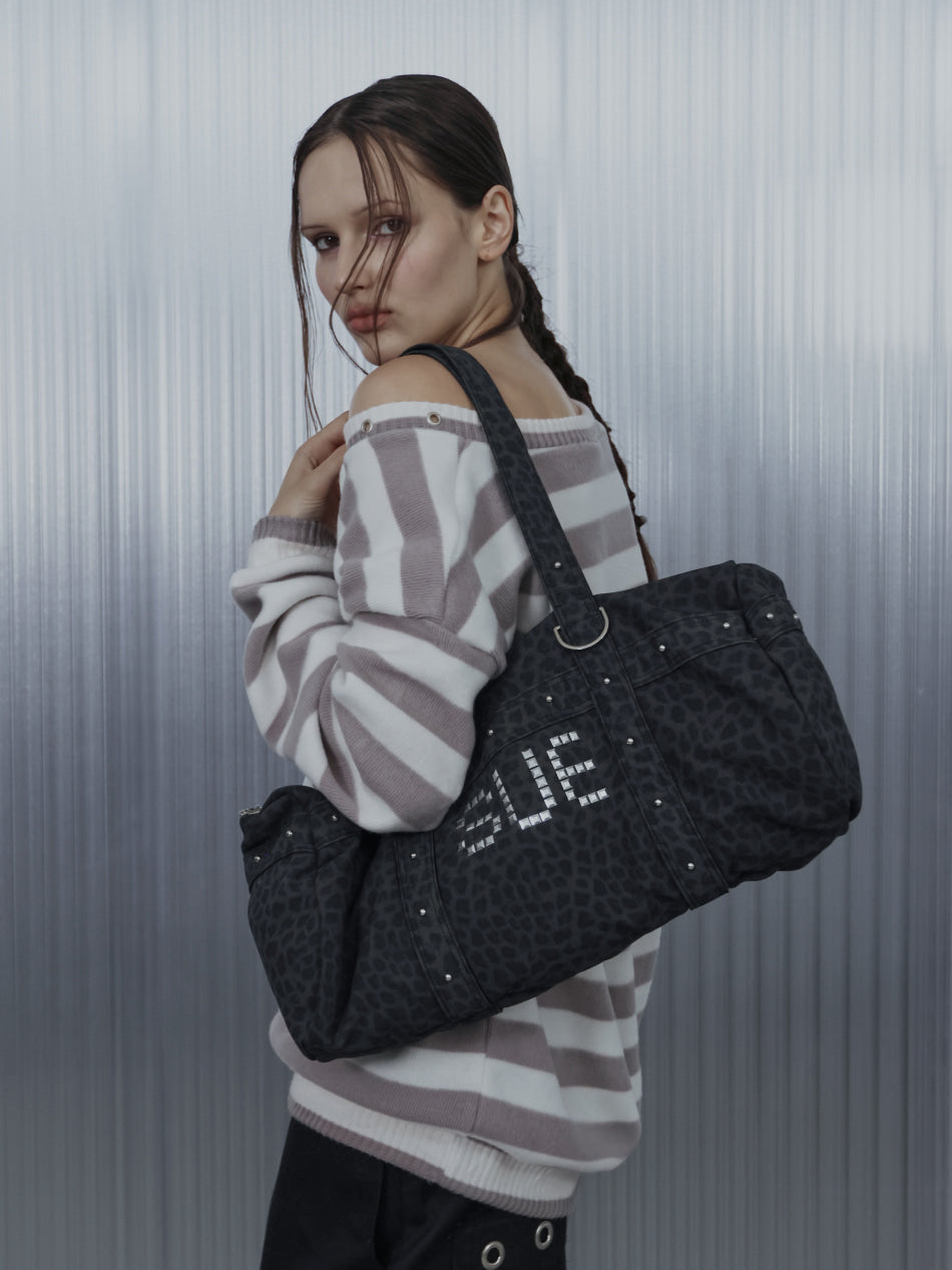 setup-exe-fw-25-leo-studded-duffel-bag-charcoal-charcoal-s
