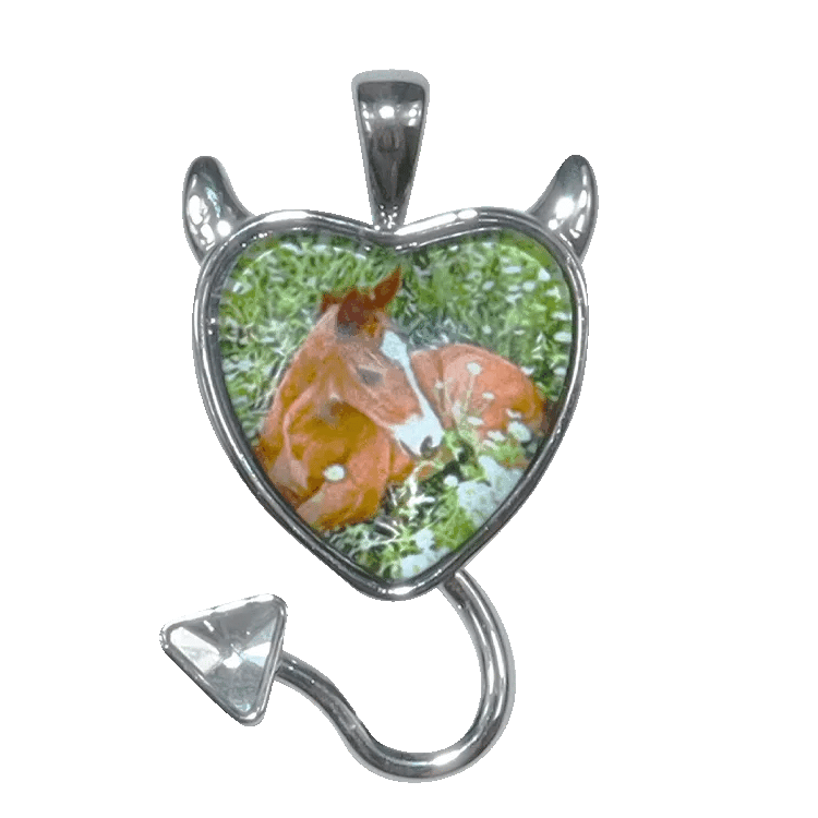 hurjaboyacc-seasonless-devil-heart-necklace