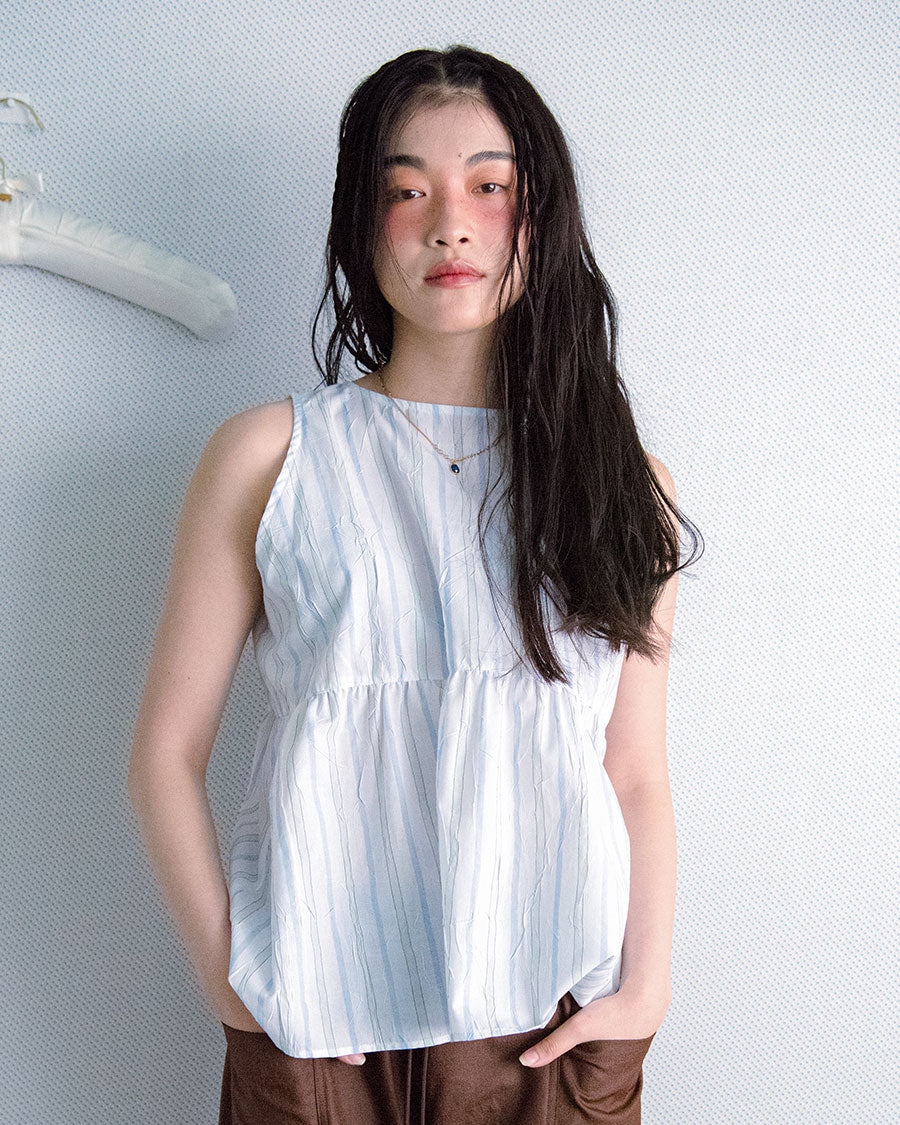 snuggiest-ss-25-crinkle-stripe-blouse_sky-blue